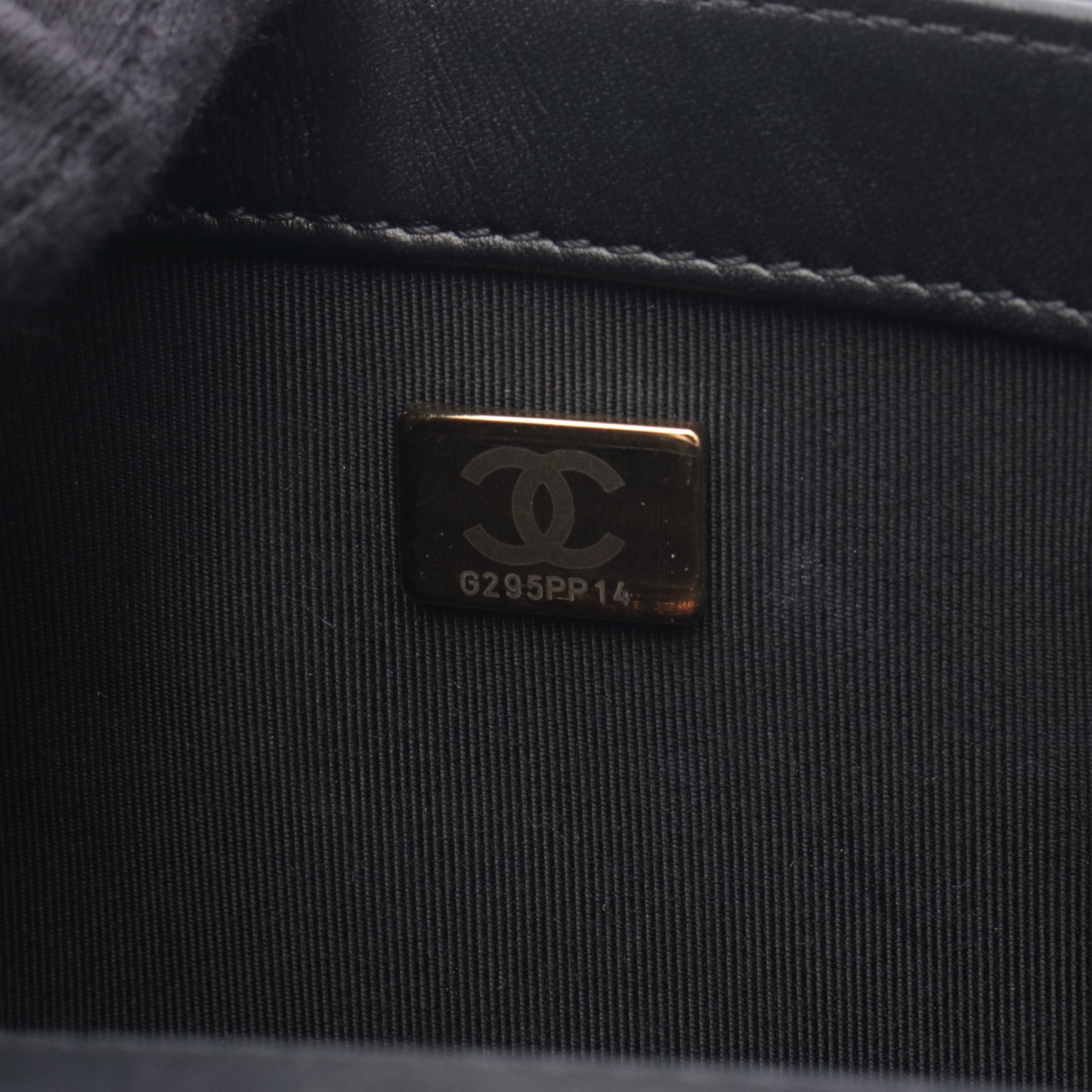 ボーイシャネル スモール チェーンショルダーバッグ ラムスキン ブラック ゴールド金具 シャネル バッグ CHANEL