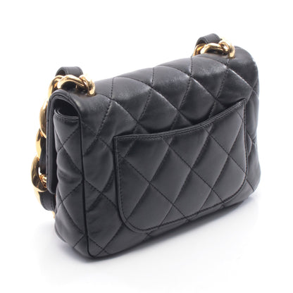 マトラッセ スモールフラップバッグ チェーンショルダーバッグ ラムスキン ブラック ゴールド金具 シャネル バッグ CHANEL