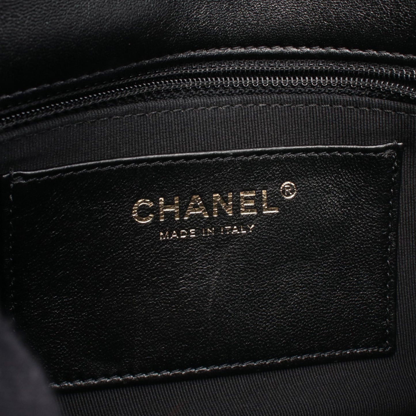マトラッセ スモールフラップバッグ チェーンショルダーバッグ ラムスキン ブラック ゴールド金具 シャネル バッグ CHANEL