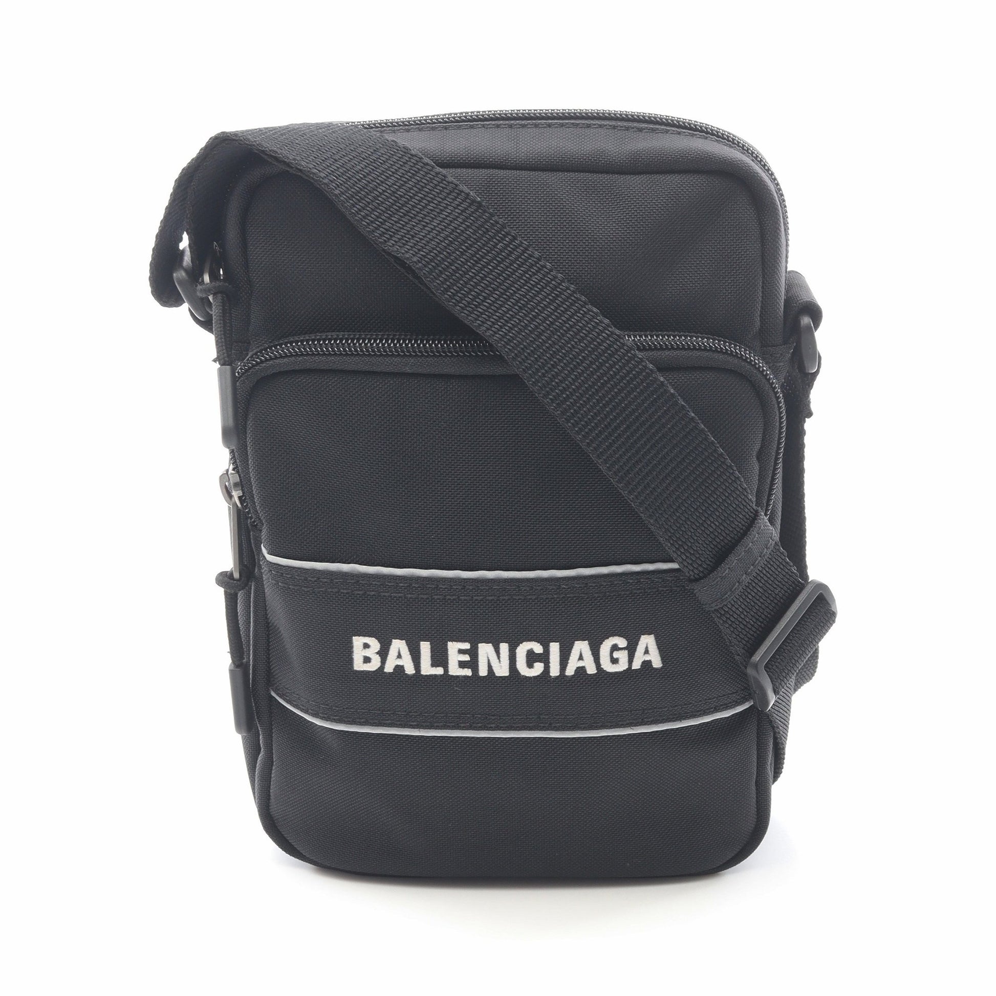 スポーツ ショルダーバッグ ナイロン ブラック バレンシアガ バッグ BALENCIAGA
