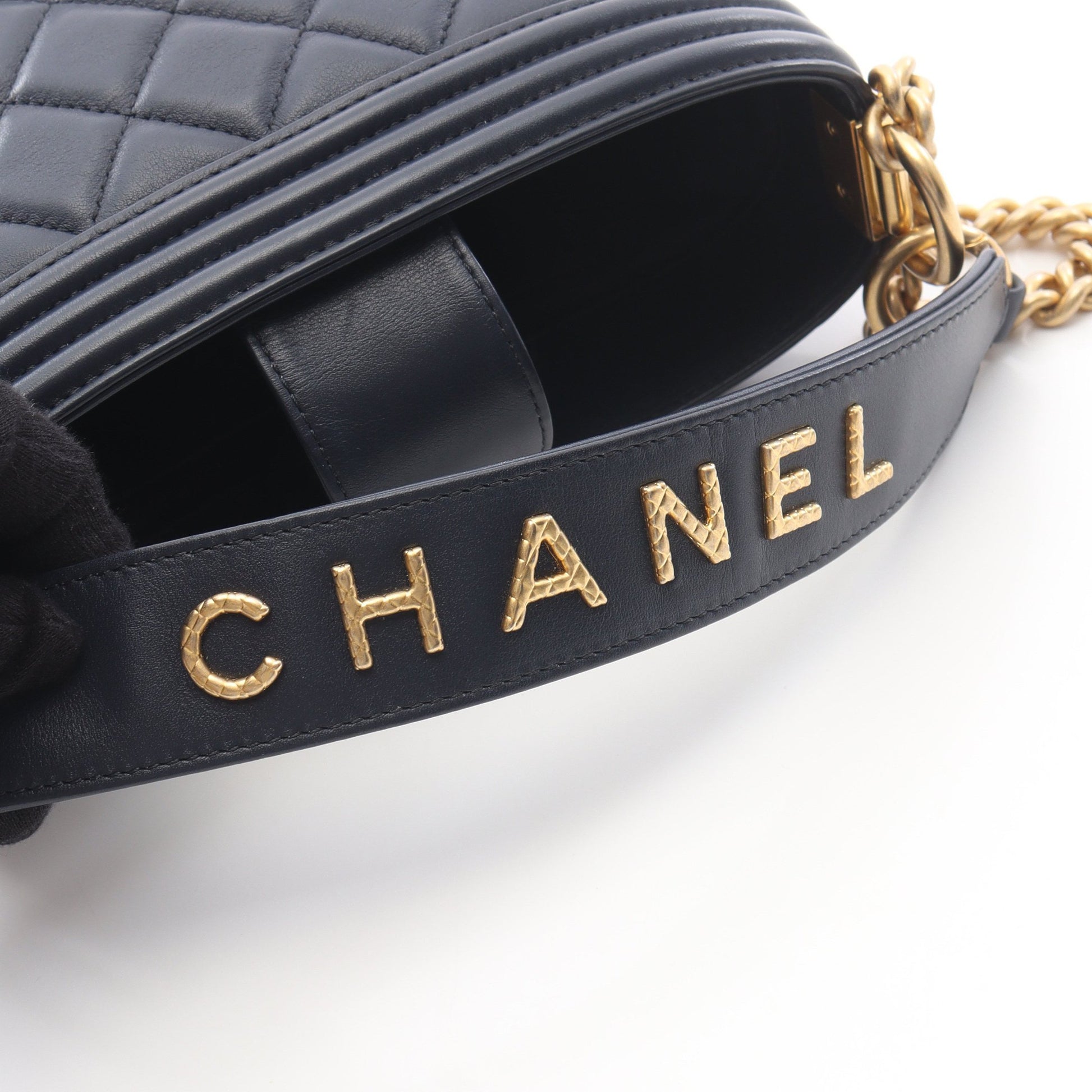 ボーイシャネル チェーンショルダーバッグ ラムスキン ネイビー ゴールド金具 2WAY シャネル バッグ CHANEL