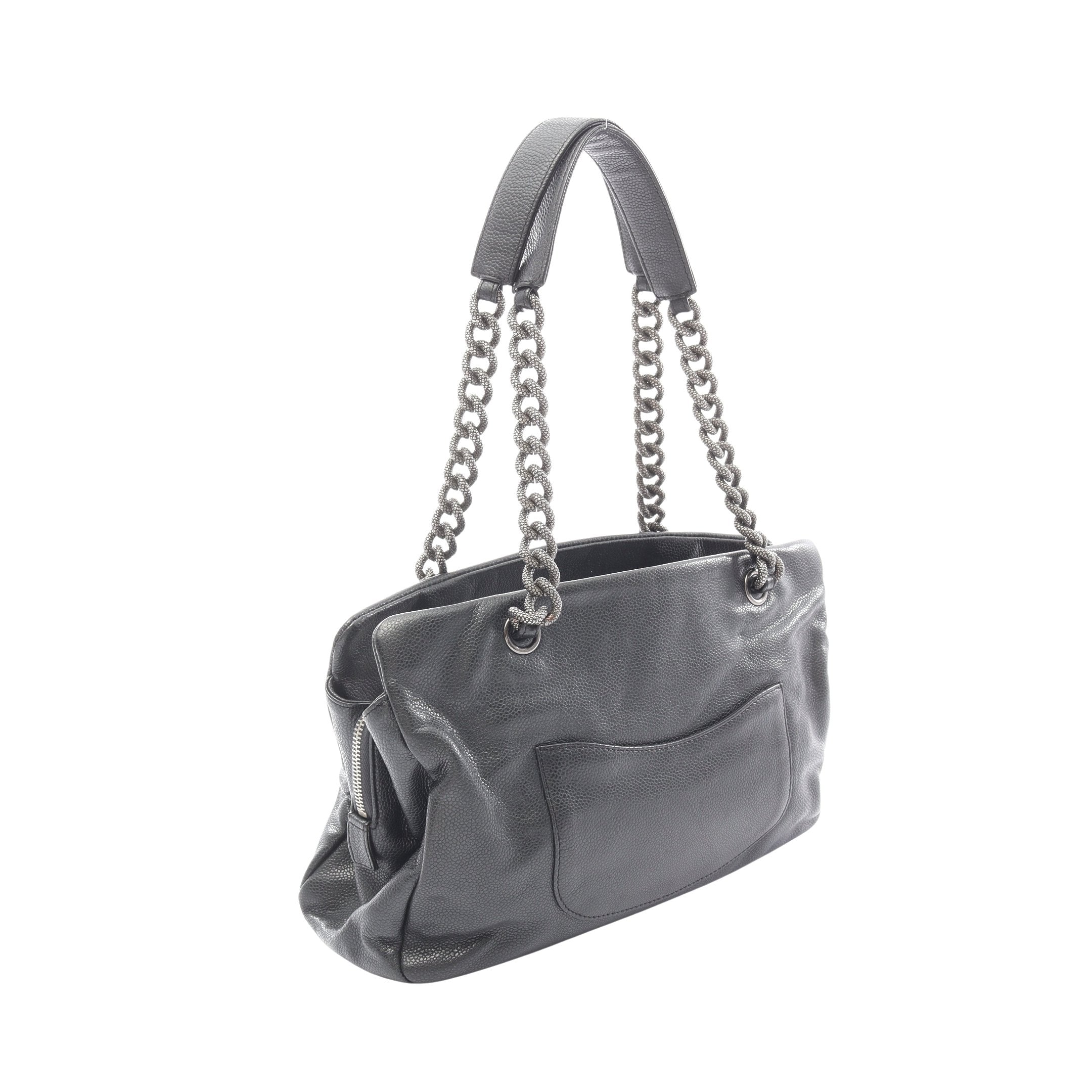 CHANEL(シャネル) ショルダーバッグ ココマーク グレージュ シルバー金具/ココマーク/チェーンショルダー レザー ココマーク チェーンショルダーバッグ キャビアスキン ダークグレー