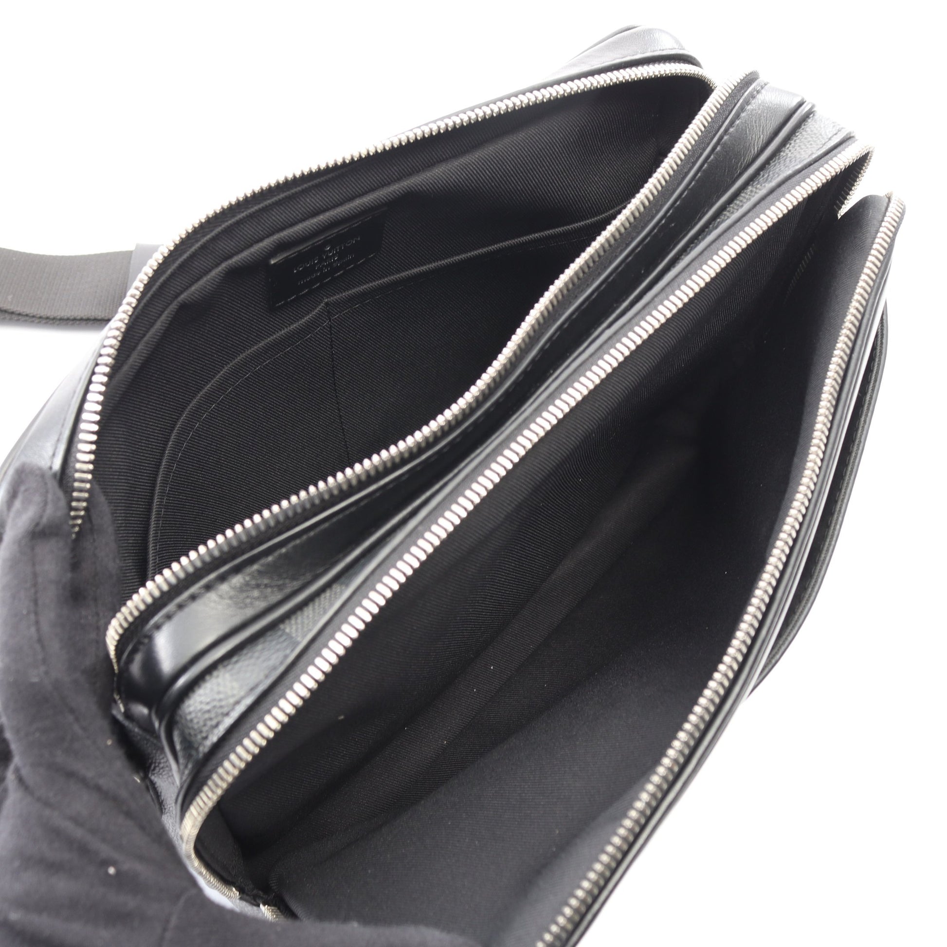 トロカデロ メッセンジャー PM ダミエグラフィット ショルダーバッグ PVC レザー ブラック ルイヴィトン バッグ LOUIS VUITTON