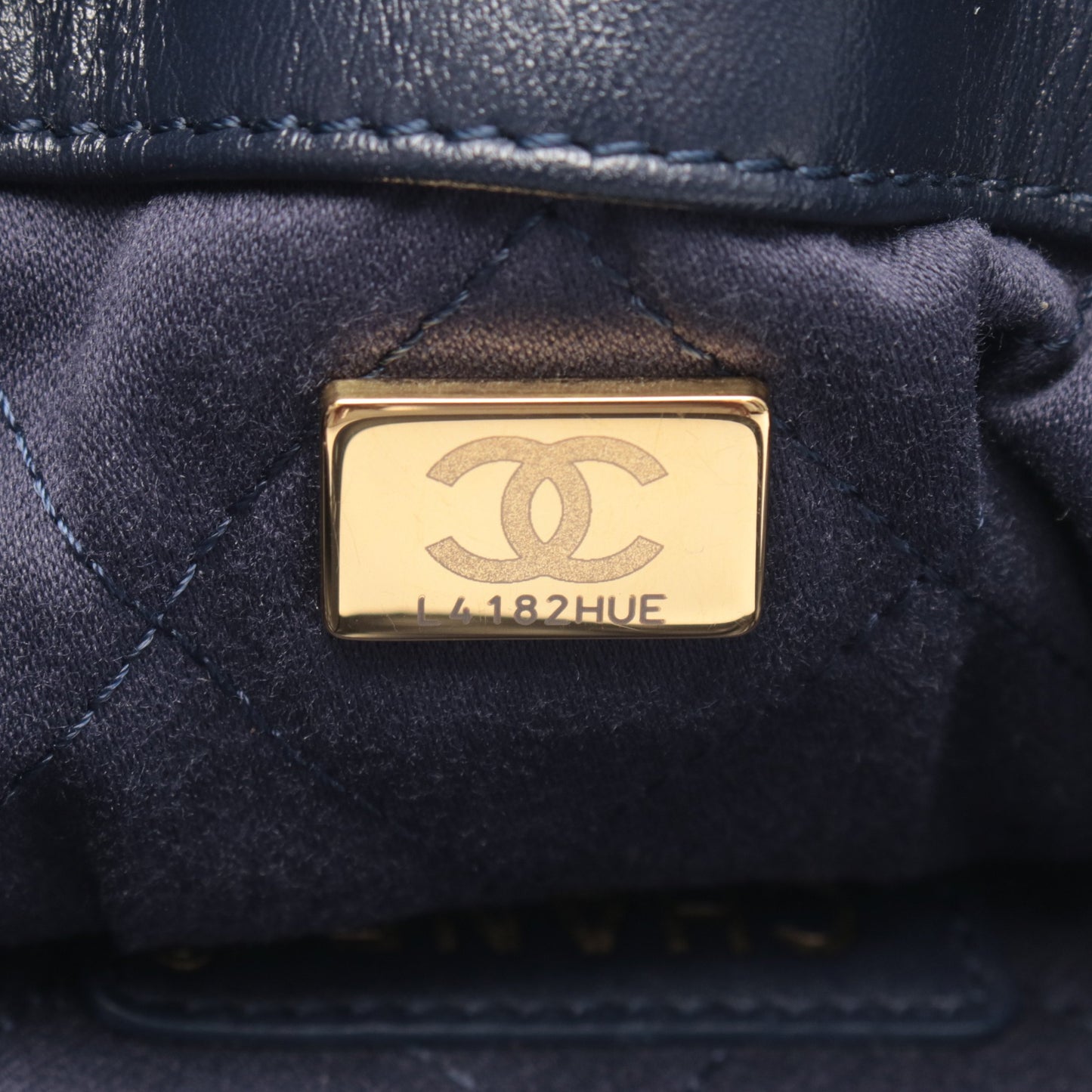 シャネル22 バックパック ナップサック レザー ネイビー ゴールド金具 シャネル バッグ CHANEL