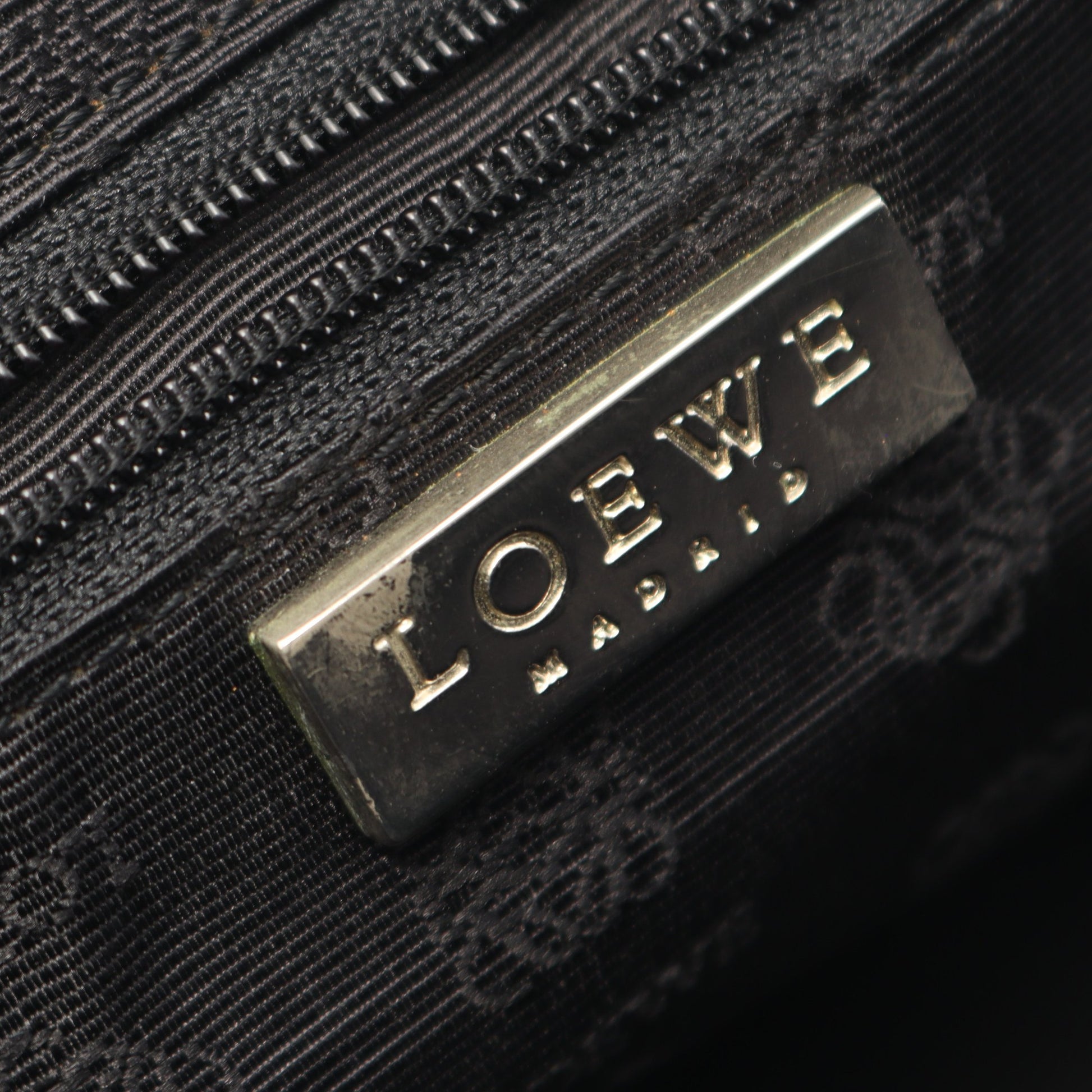 アマソナ28 ハンドバッグ スエード レザー ブラック ロエベ バッグ LOEWE