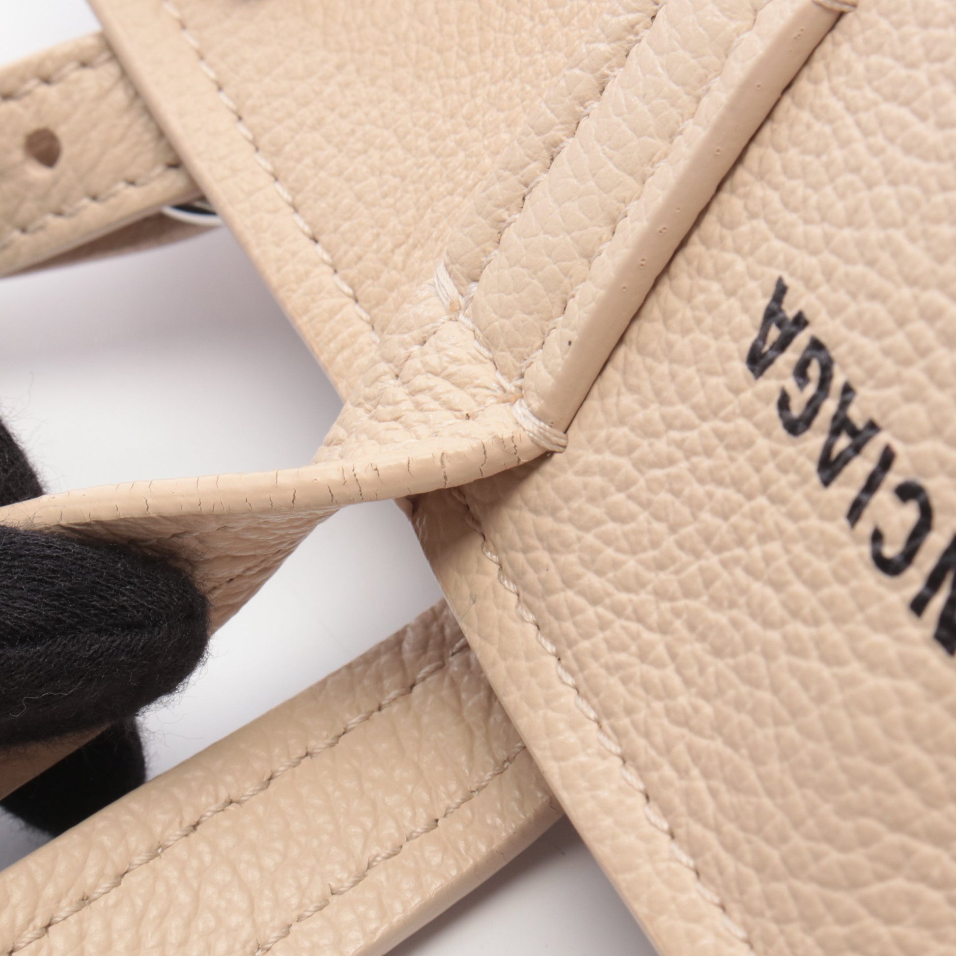 Everyday XS North South ハンドバッグ レザー アイボリー 2WAY バレンシアガ バッグ BALENCIAGA