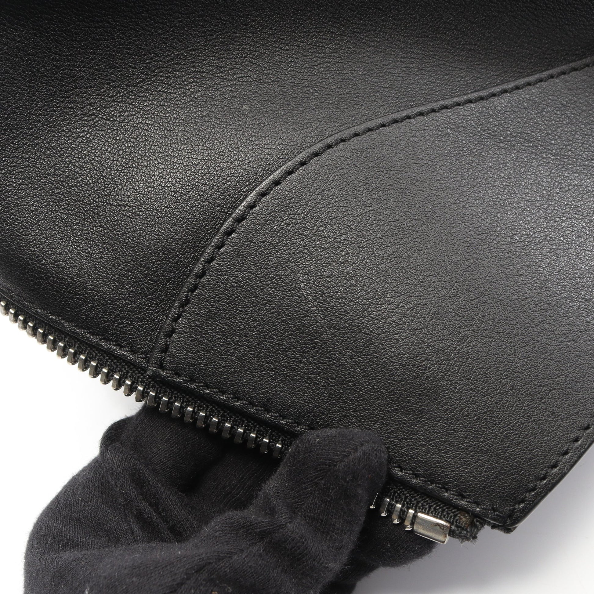ハンモック ミディアム ハンドバッグ ドット レザー ブラック レッド 2WAY ロエベ バッグ LOEWE