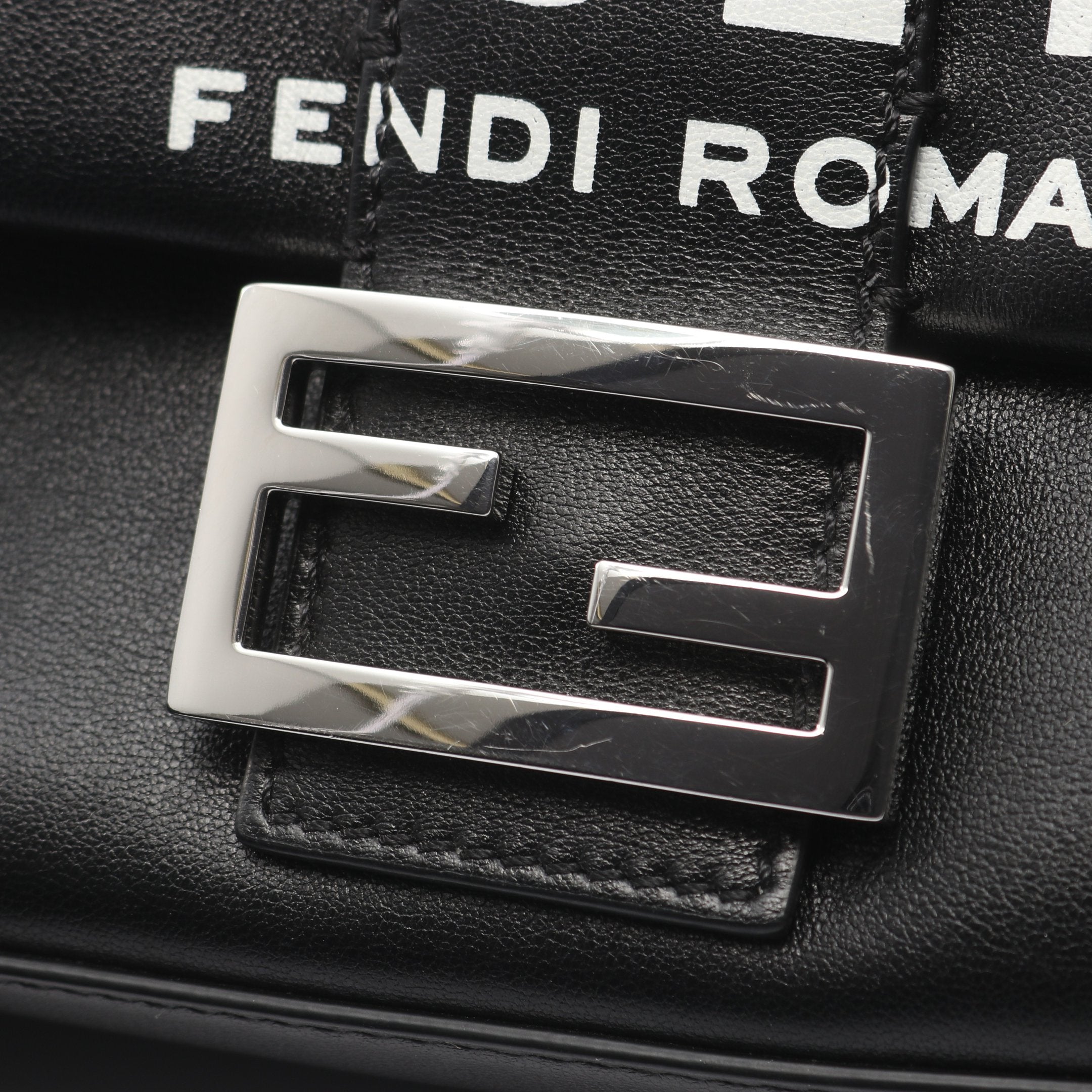 FENDI/ハンドバッグ/マンマバケット/ブラック/ビーズ FENDI/ハンドバッグ/マンマバケット/ブラック/ビーズ