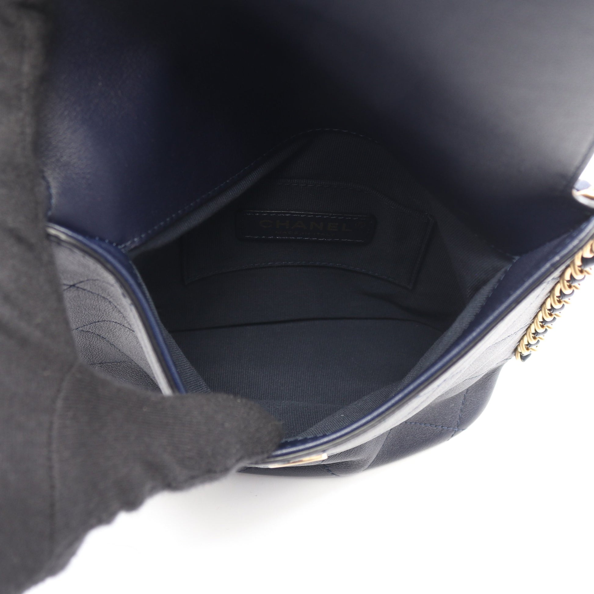 マトラッセ チェーンショルダーバッグ ラムスキン ネイビー ゴールド金具 シャネル バッグ CHANEL