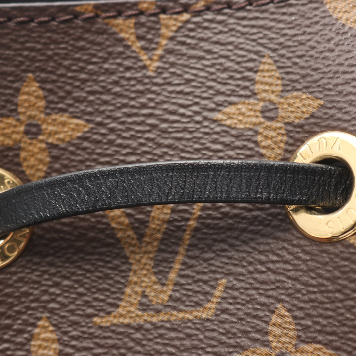 ネオノエ モノグラム ノワール ショルダーバッグ PVC レザー ブラウン ブラック ルイヴィトン バッグ LOUIS VUITTON
