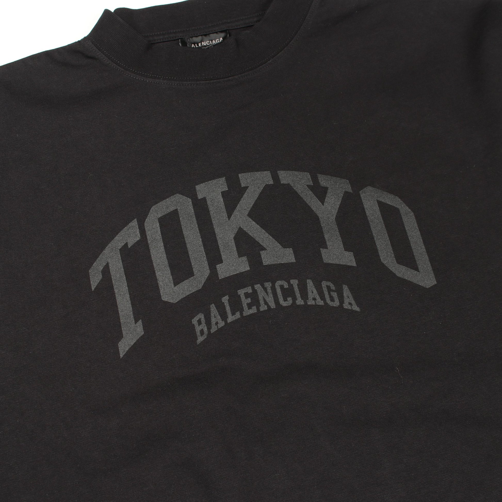 TOKYO 長袖Tシャツ クルーネック コットン ブラック バレンシアガ トップス BALENCIAGA