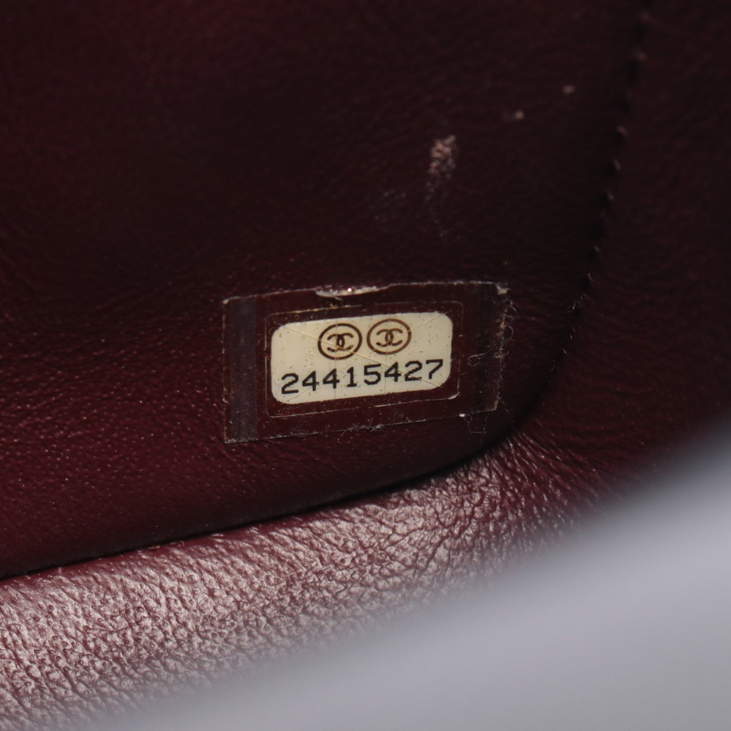 シェブロン Vステッチ ミニ チェーンショルダーバッグ ラムスキン ブラック ゴールド金具 シャネル バッグ CHANEL