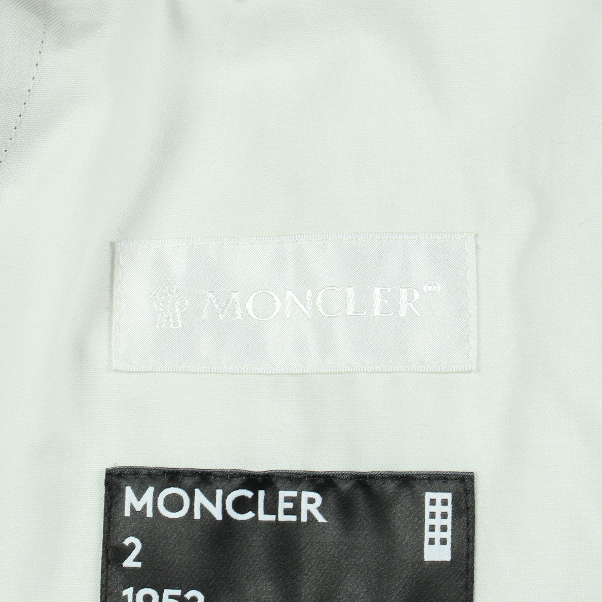 GENIUS 2 MONCLER 1952 ショート パンツ コットン カーキグリーン モンクレール ボトムス MONCLER