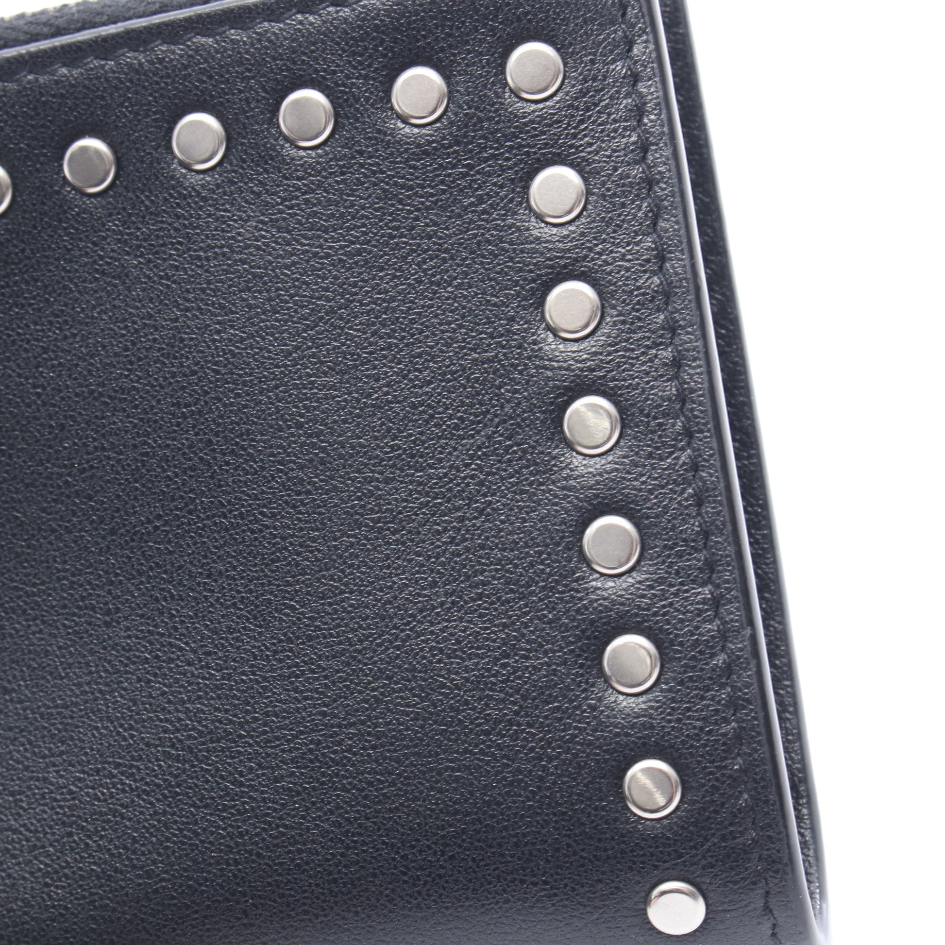 スタッズ 二つ折り財布 レザー ブラック サンローランパリ 財布・小物 SAINT LAURENT PARIS