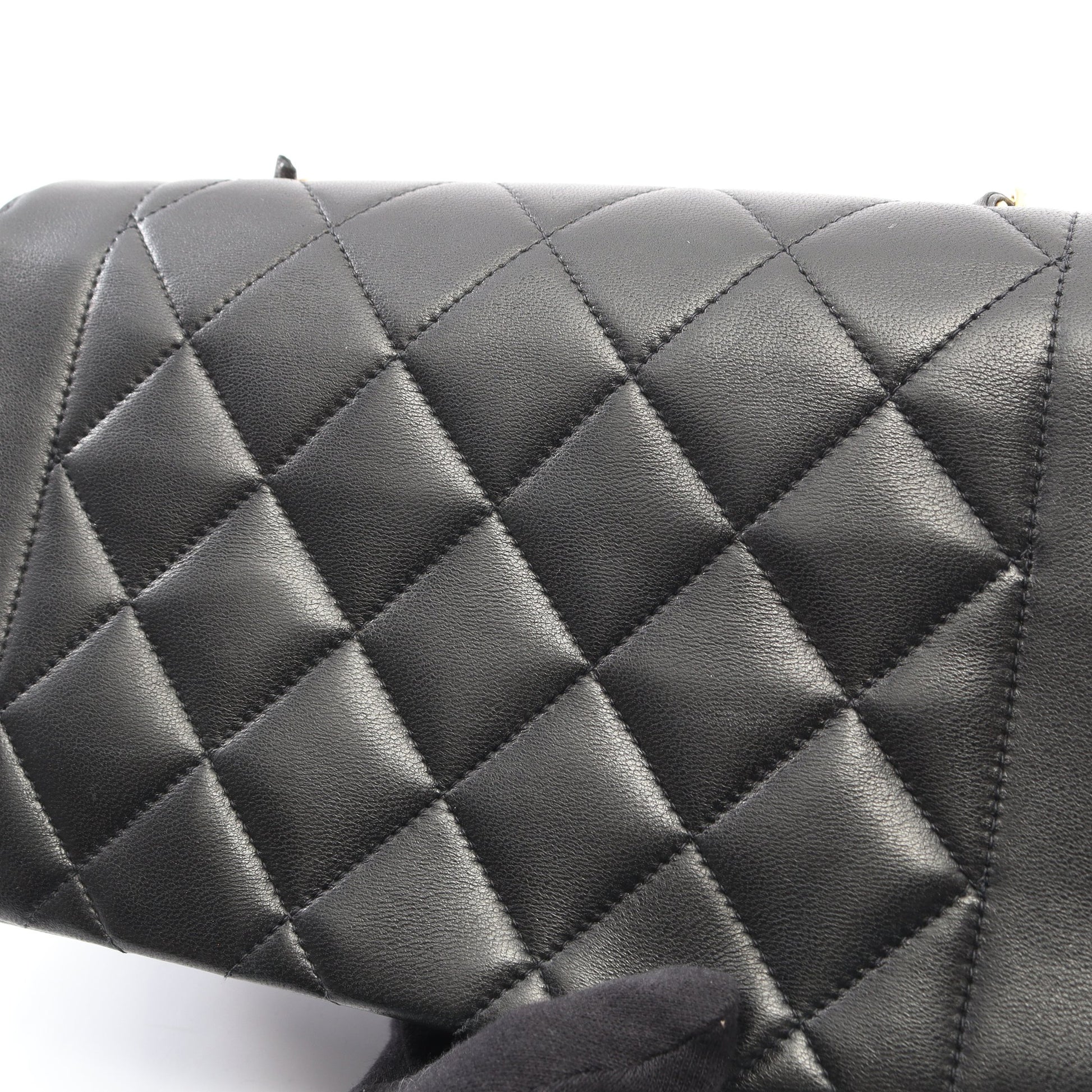 マトラッセ ダイアナフラップ チェーンショルダーバッグ ラムスキン ブラック ゴールド金具 シャネル バッグ CHANEL