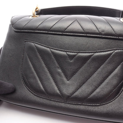 トップハンドル Vステッチ チェーンショルダーバッグ ラムスキン ブラック ゴールド金具 2WAY シャネル バッグ CHANEL