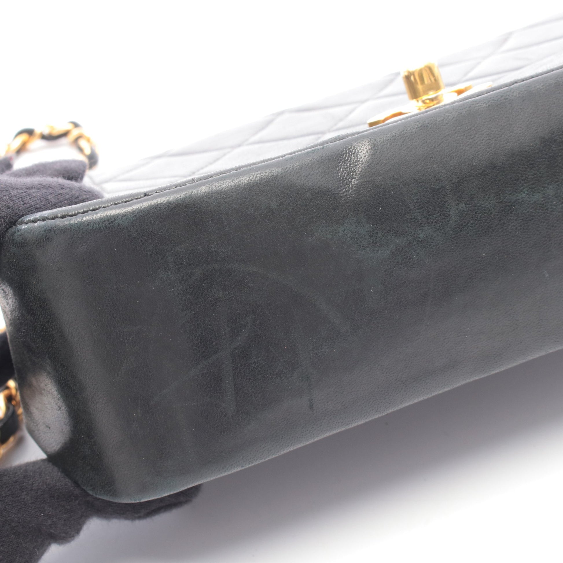 マトラッセ ダイアナフラップ チェーンショルダーバッグ ラムスキン ブラック ゴールド金具 シャネル バッグ CHANEL