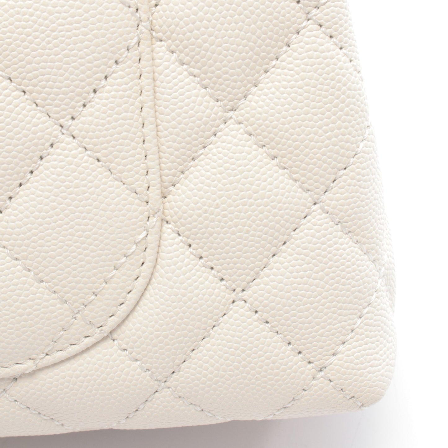 ココハンドル フラップ マトラッセ ハンドバッグ キャビアスキン オフホワイト ゴールド金具 シャネル バッグ CHANEL
