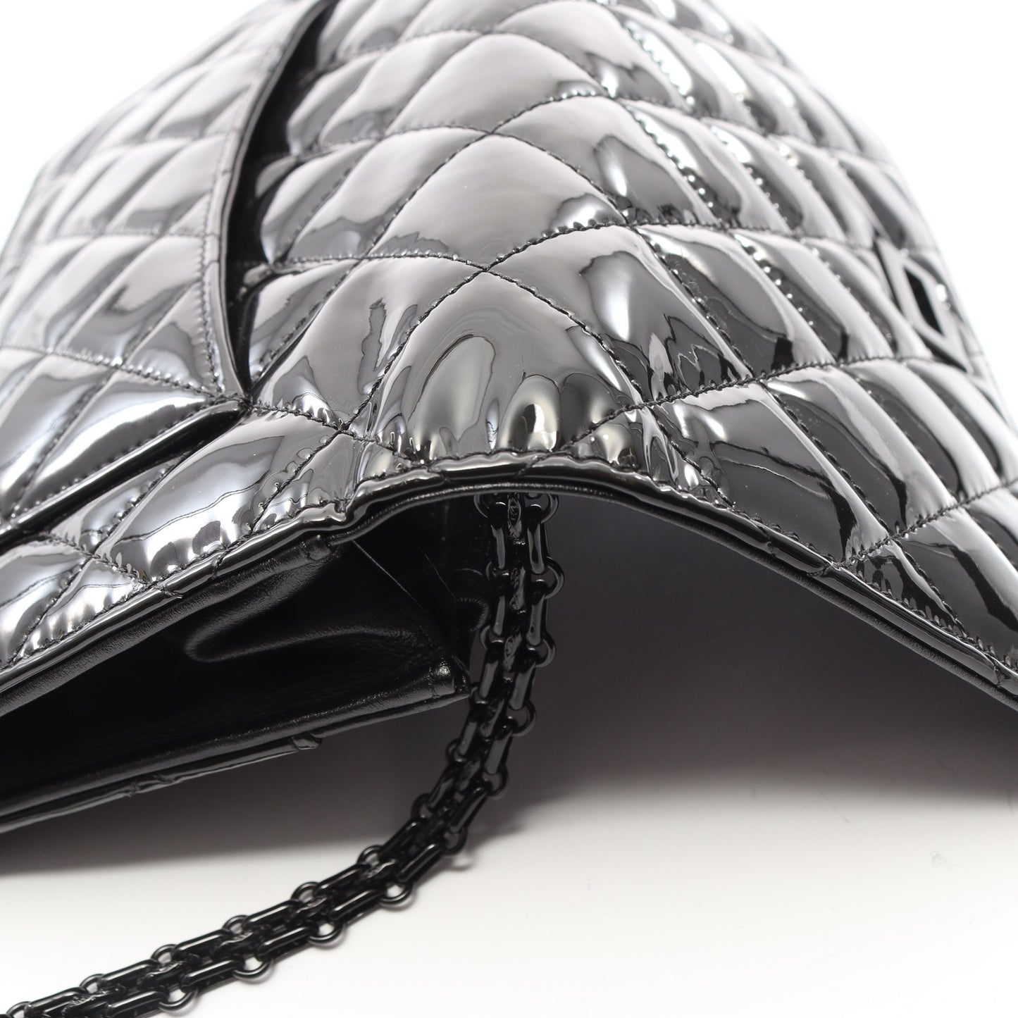 2.55 マトラッセ チェーンウォレット エナメルレザー ブラック ブラック金具 シャネル バッグ CHANEL