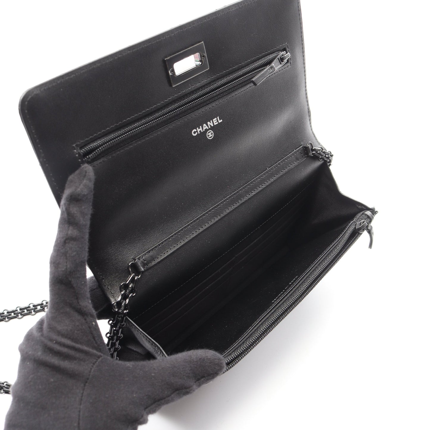 2.55 マトラッセ チェーンウォレット エナメルレザー ブラック ブラック金具 シャネル バッグ CHANEL