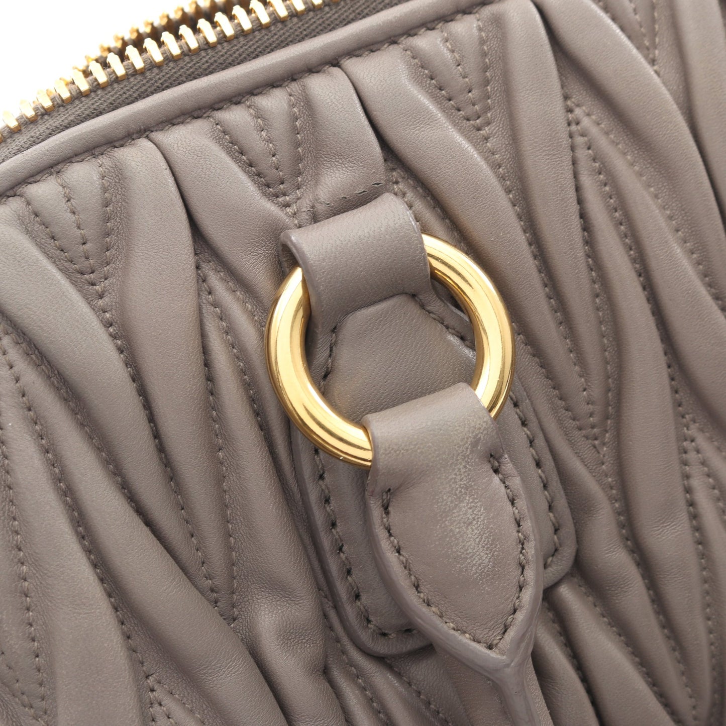 マテラッセ ハンドバッグ レザー グレーベージュ 2WAY ミュウミュウ