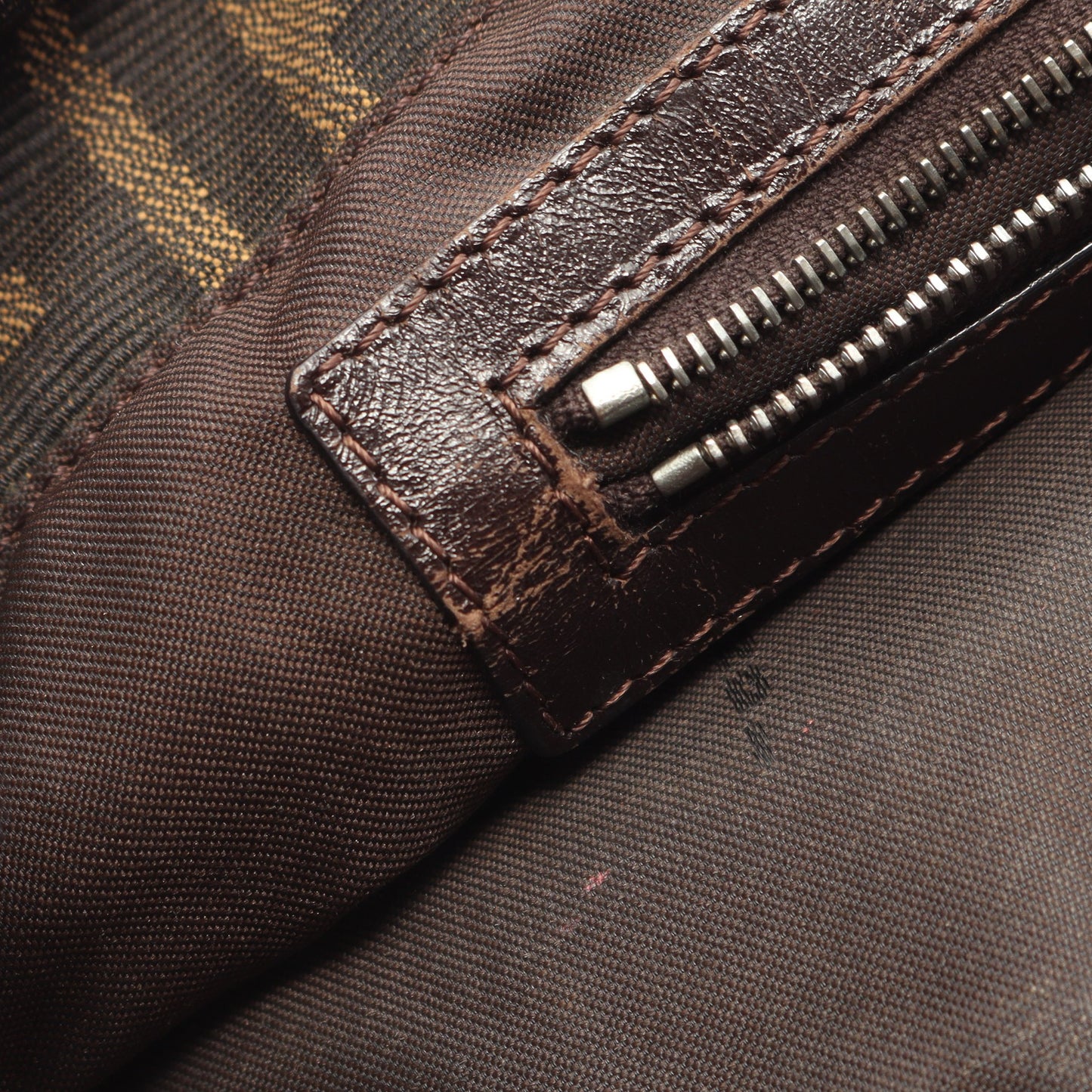 ズッカ ハンドバッグ トートバッグ キャンバス レザー ブラウン ダークブラウン フェンディ