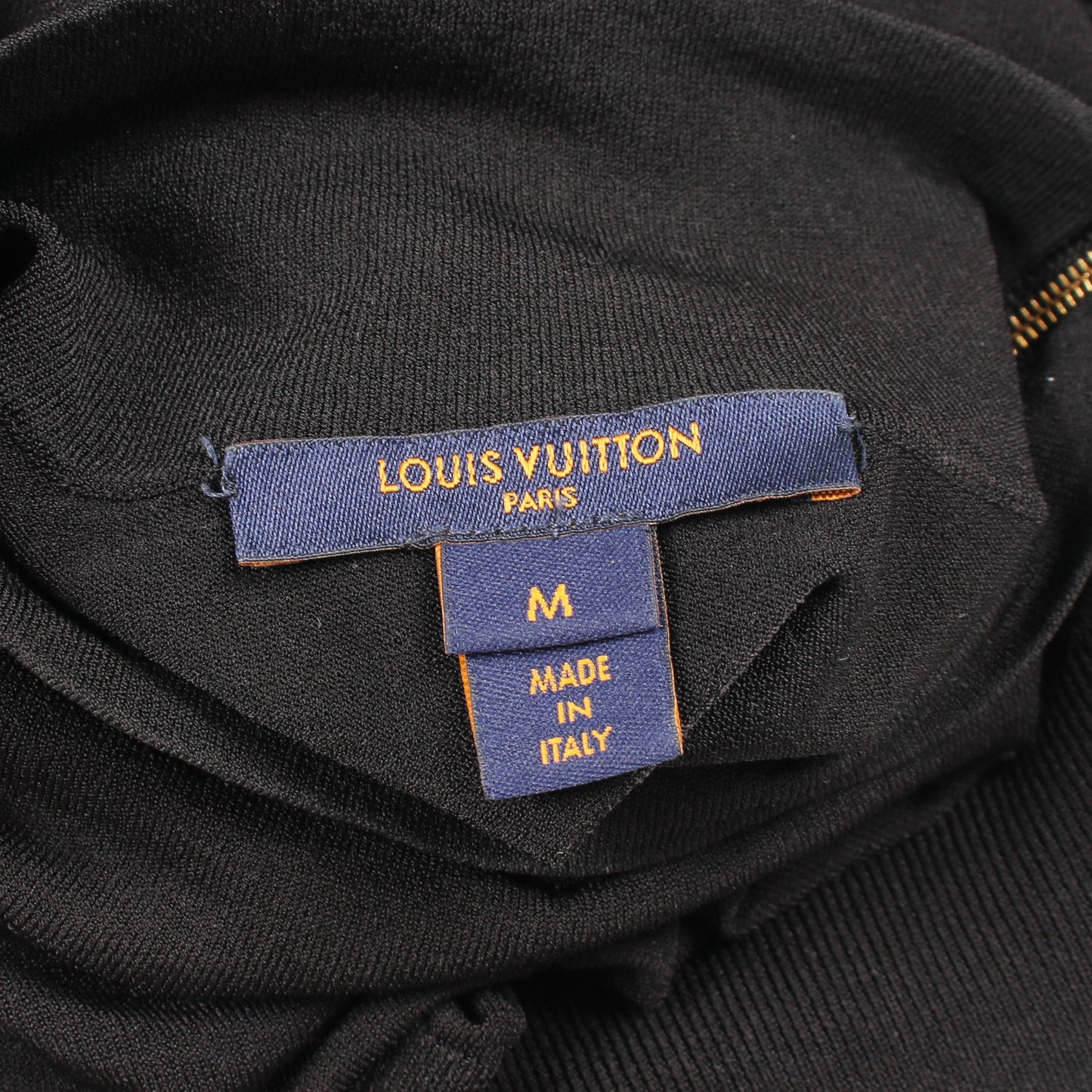 チェーンディテール ショルダージップ ハイネック ニット ビスコース ブラック ゴールド ルイヴィトン トップス LOUIS VUITTON