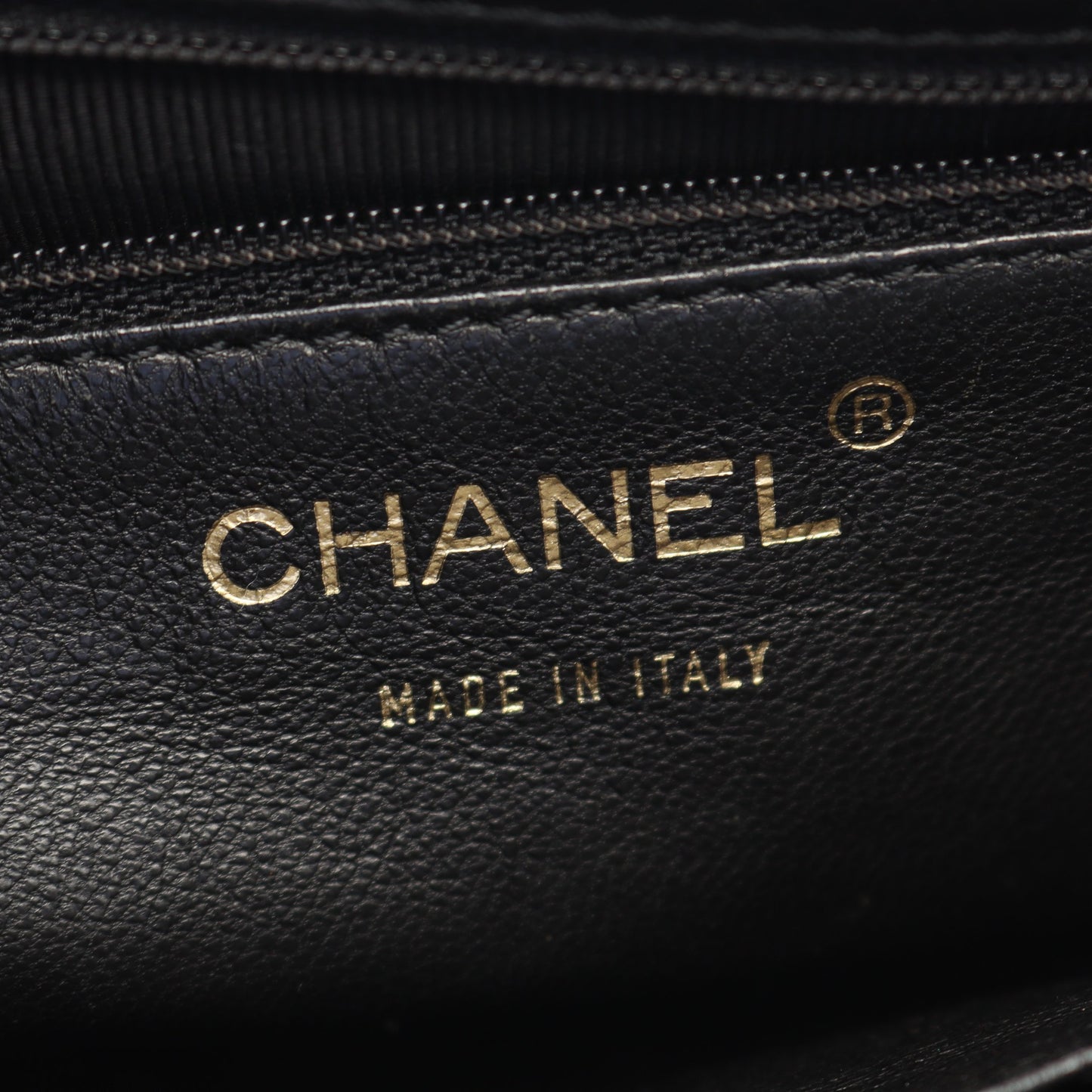 マトラッセ ハンドバッグ キャビアスキン ブラック ゴールド金具 シャネル バッグ CHANEL