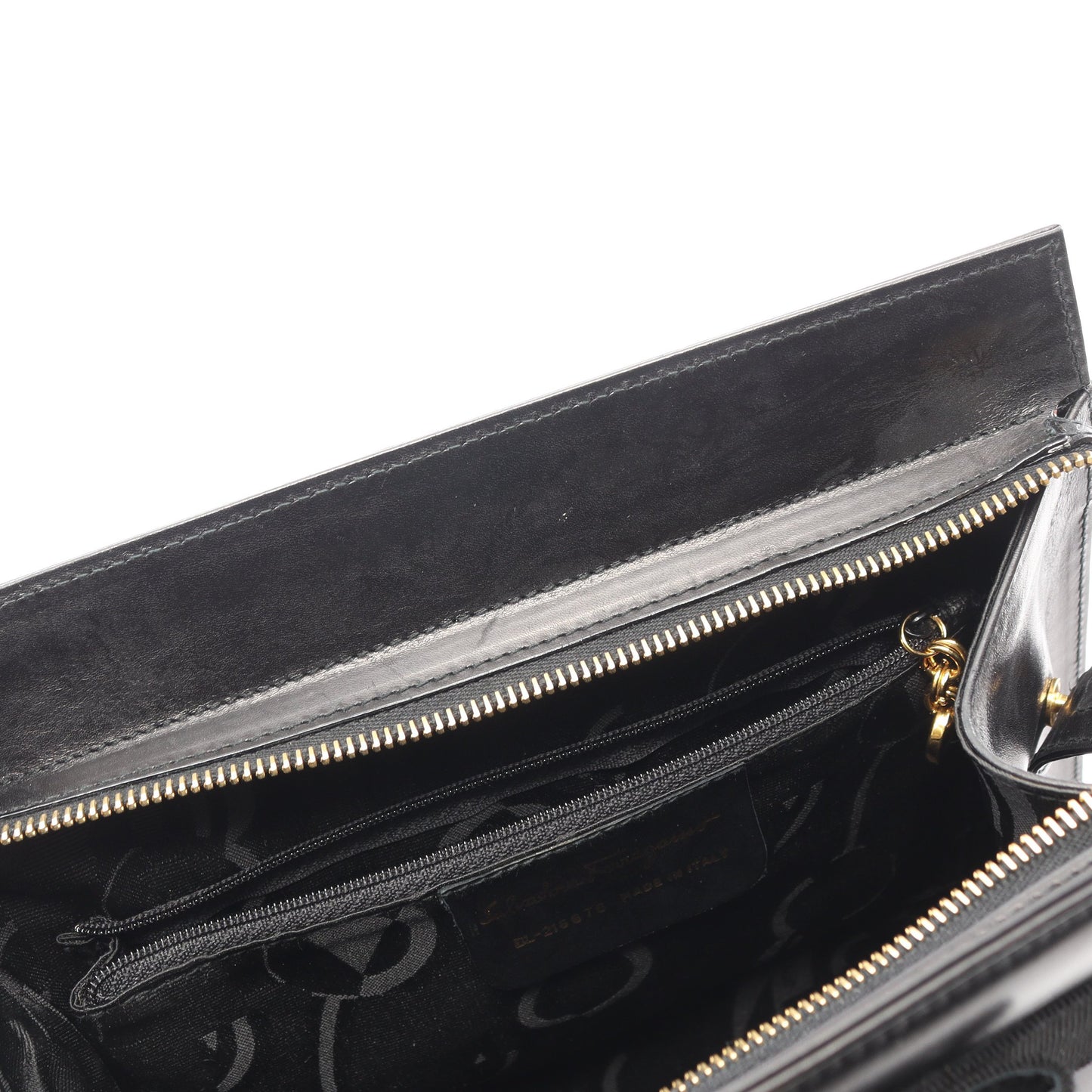 ヴァラリボン ショルダーバッグ レザー ブラック サルヴァトーレフェラガモ バッグ Salvatore Ferragamo