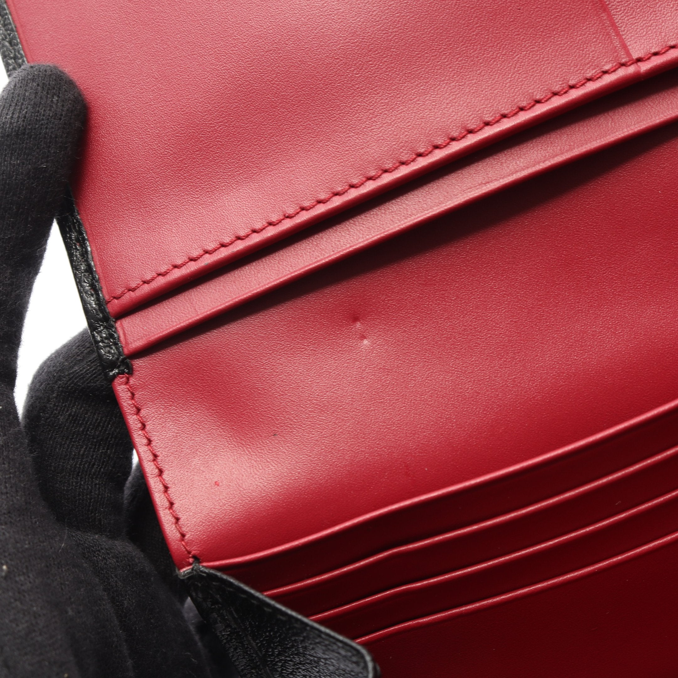 LOEWE ヴィンテージ レザー 2つ折り財布 アナグラム ブラック アナグラム 二つ折り財布 レザー ブラック ロエベ – RECLO