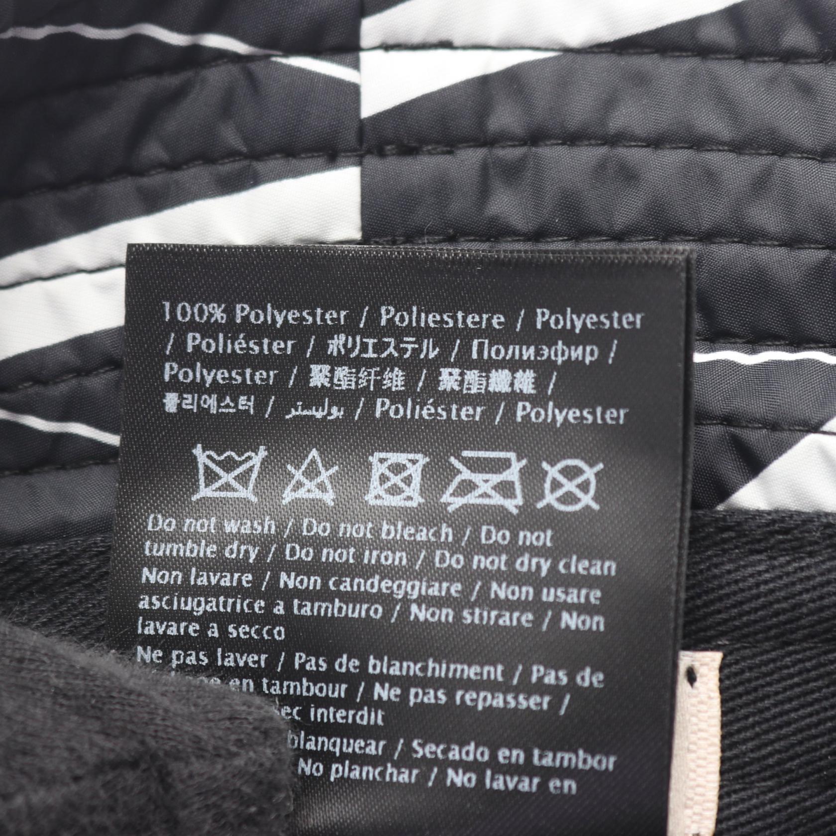 VLTNロゴ バケット ハット ナイロン ブラック ホワイト ヴァレンティノガラヴァーニ 財布・小物 VALENTINO GARAVANI