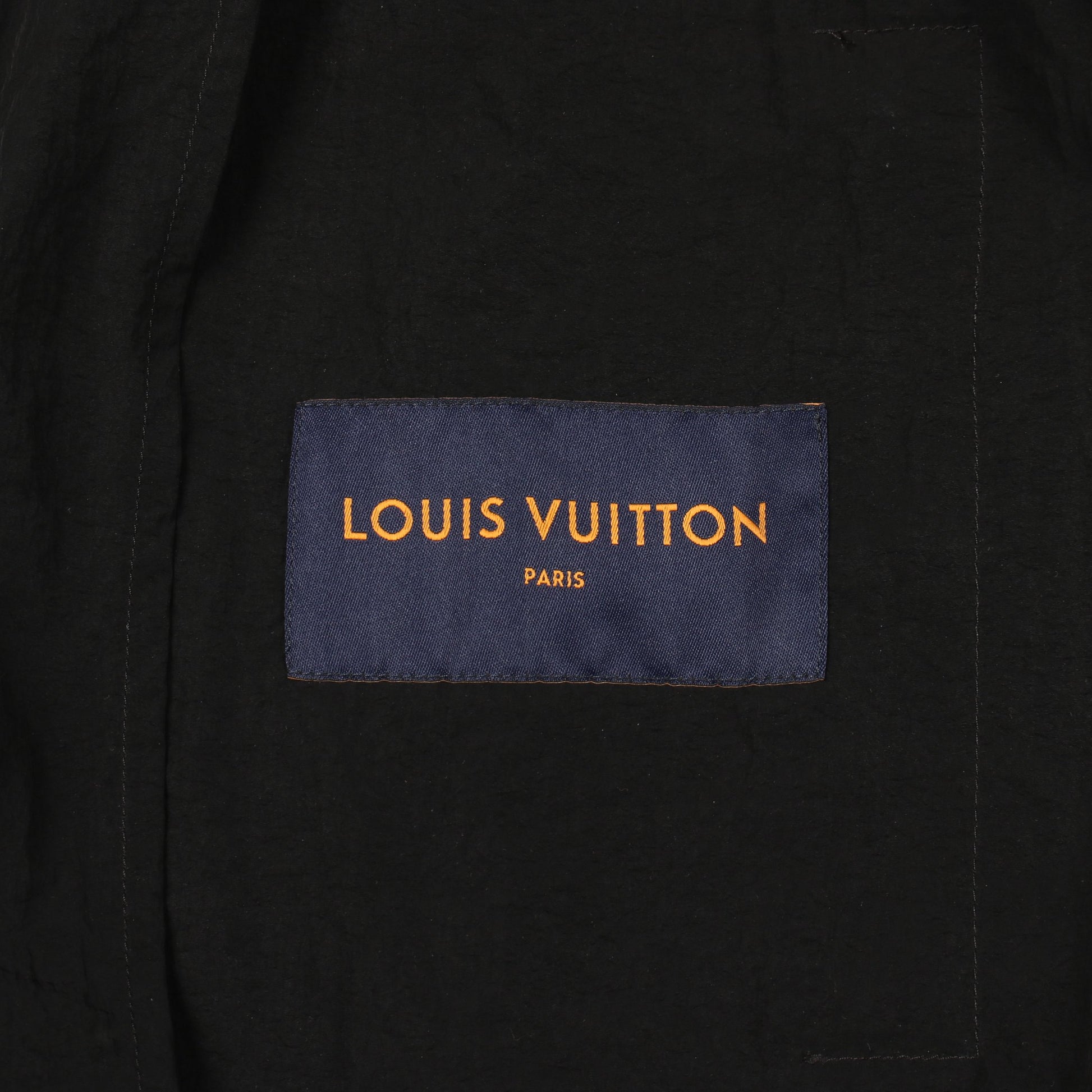パッチワーク ロゴ ブルゾン ジャケット ナイロン ブラック マルチカラー フード付き ルイヴィトン アウター LOUIS VUITTON