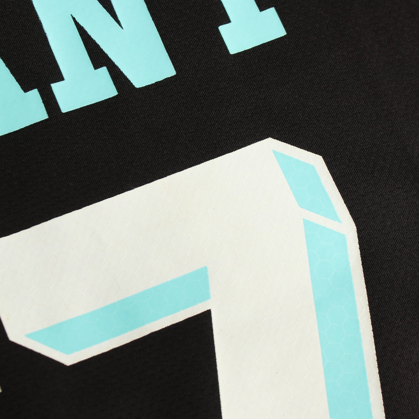 TIFFANY & Co. × Mitchell & Ness × NFL 半袖Tシャツ Vネック ブラック ターコイズブルー ティファニー トップス TIFFANY & Co.