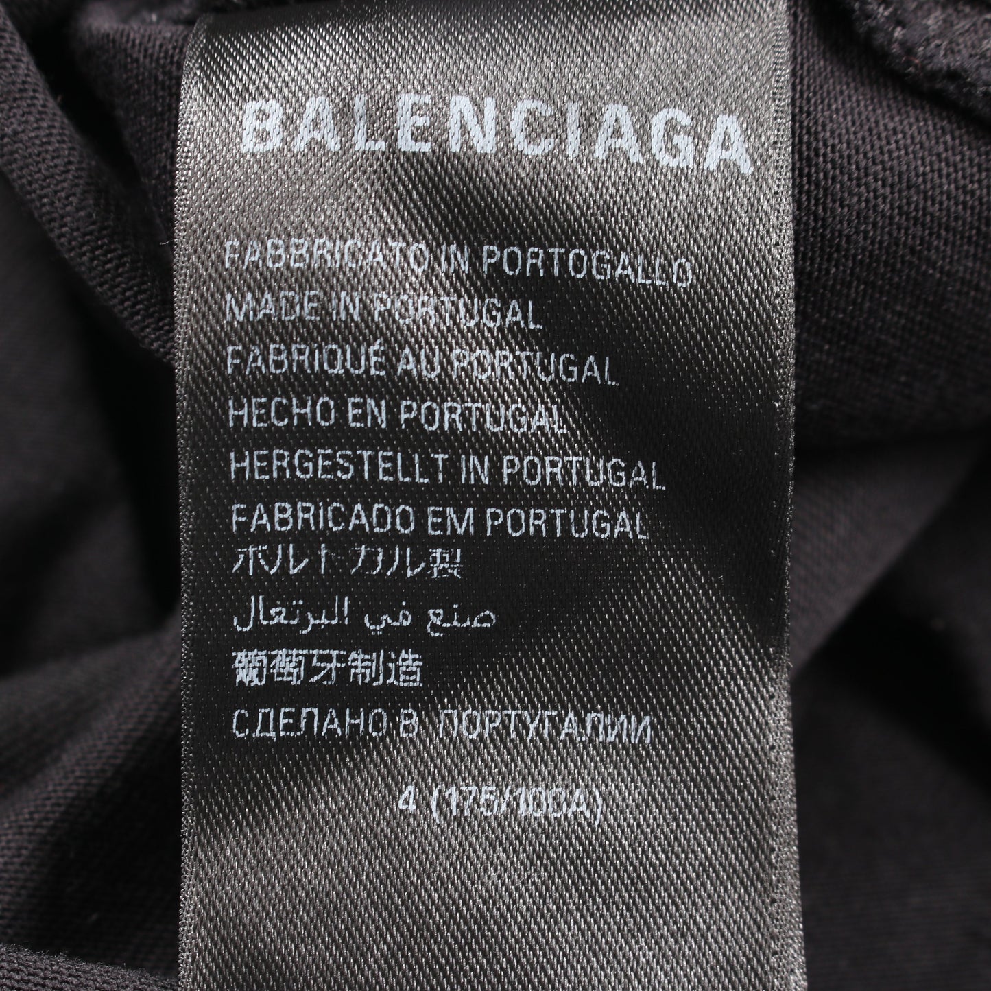 BBロゴ 半袖Tシャツ コットン ブラック ダメージ加工 ユーズド加工 バレンシアガ トップス BALENCIAGA