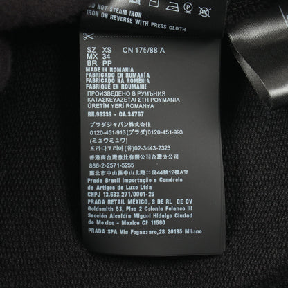 Re-Nylon プルオーバーパーカー コットン ナイロン ブラック 切替 三角プレート プラダ トップス PRADA