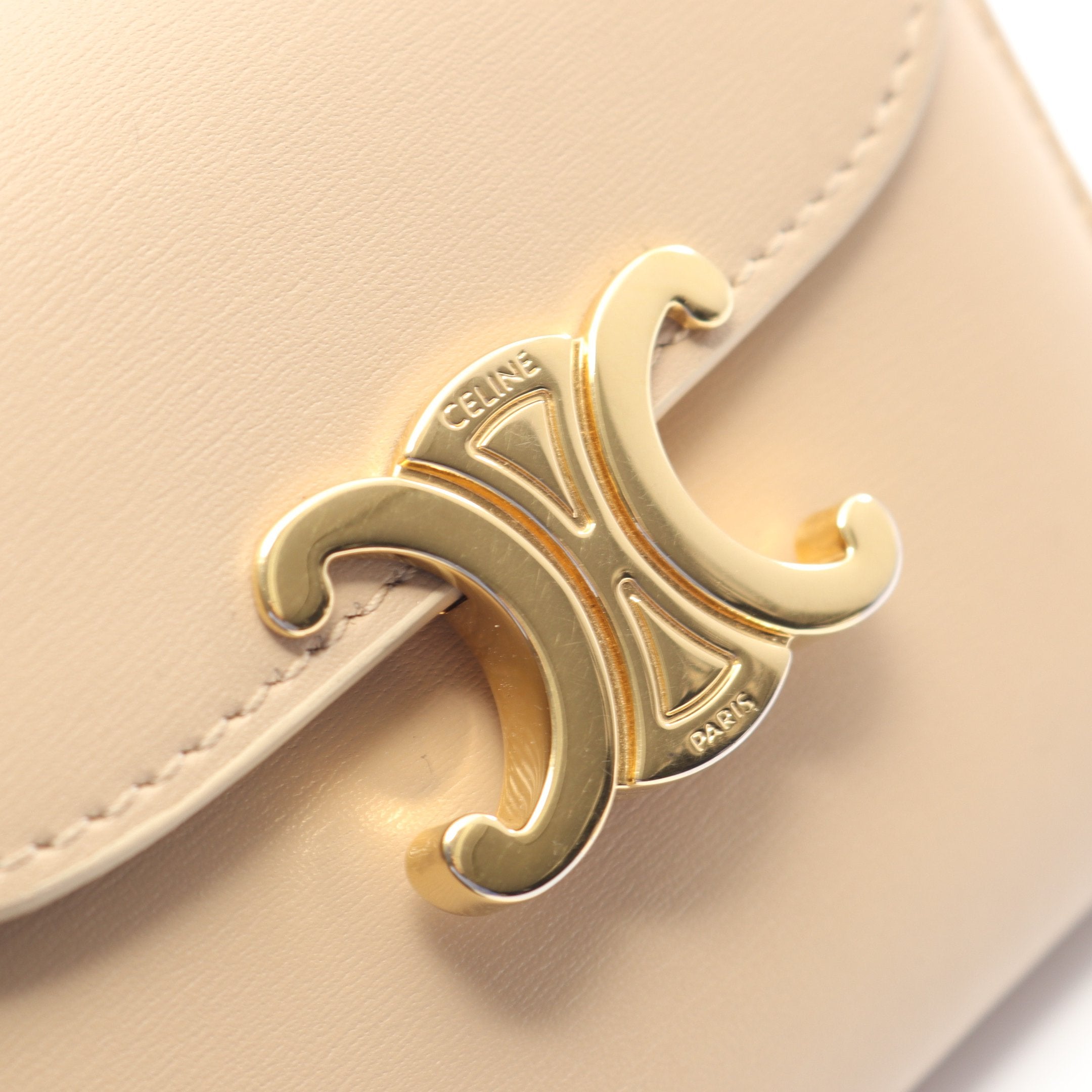 CELINE セリーヌ 3つ折り財布 トリオンフ ベージュ 箱有 セリーヌ(CELINE)セリーヌ トリオンフ 三つ折り財布 三つ折り財布 財布
