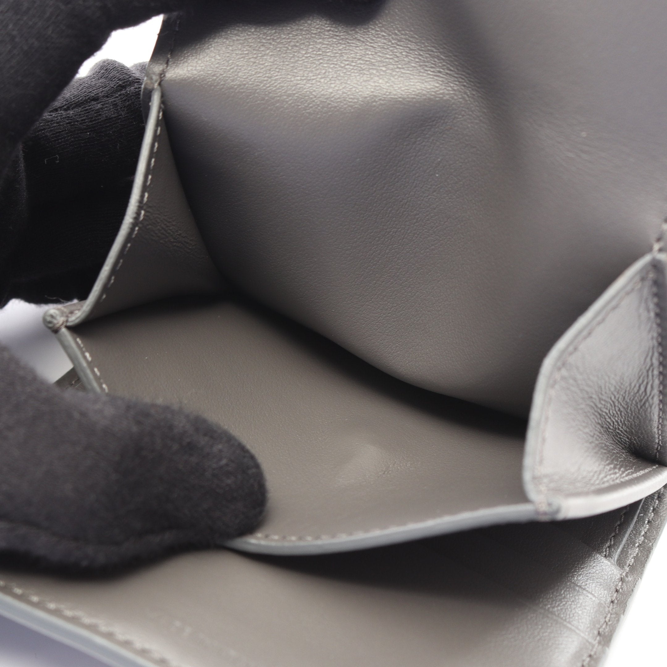 CELINE　２つ折り財布　スモール　ストラップウォレット　グレー　セリーヌ CELINE - ☆美品☆CELINE 二つ折り財布 グレー スモール ストラップ