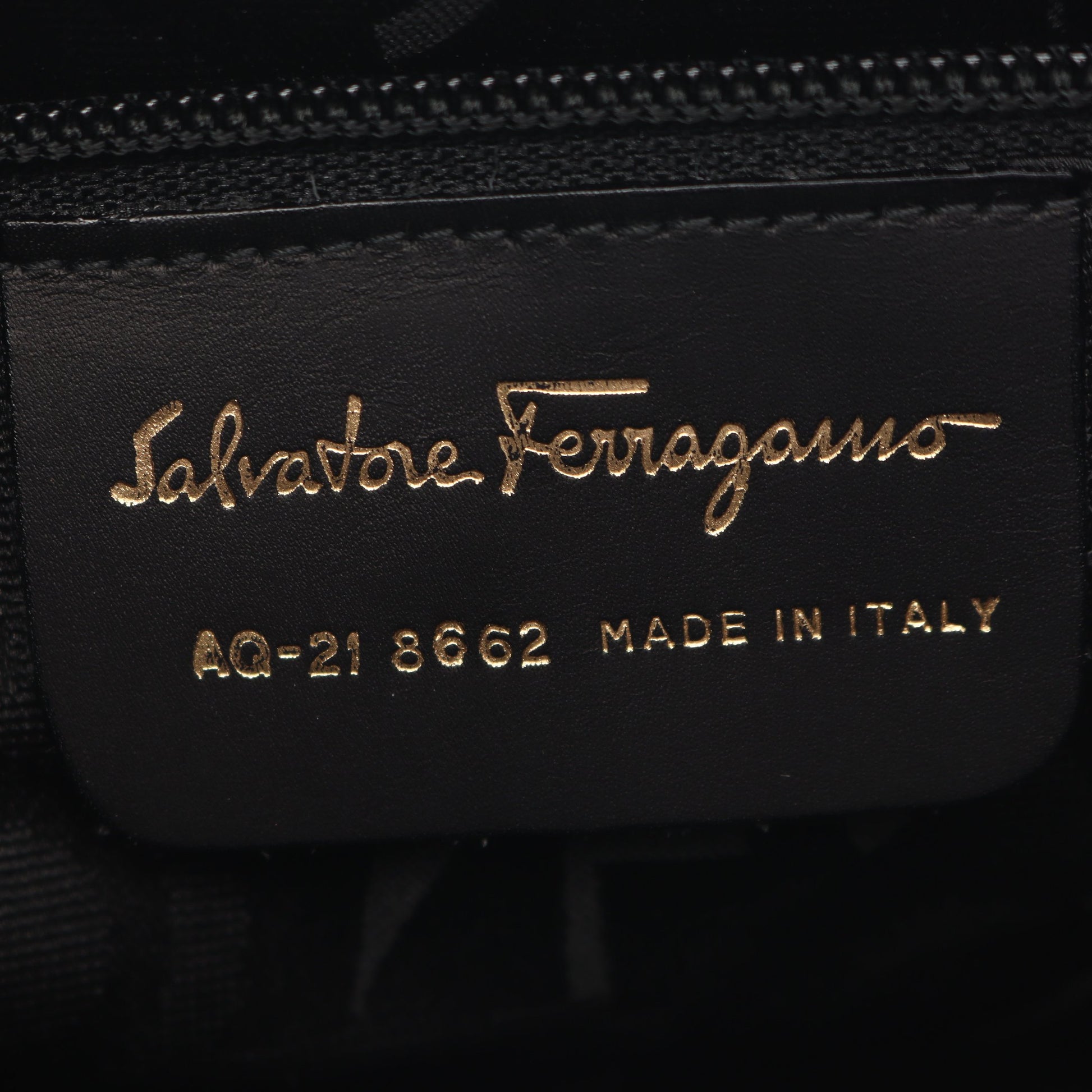 ガンチーニ ワンショルダーバッグ レザー ブラック サルヴァトーレフェラガモ バッグ Salvatore Ferragamo