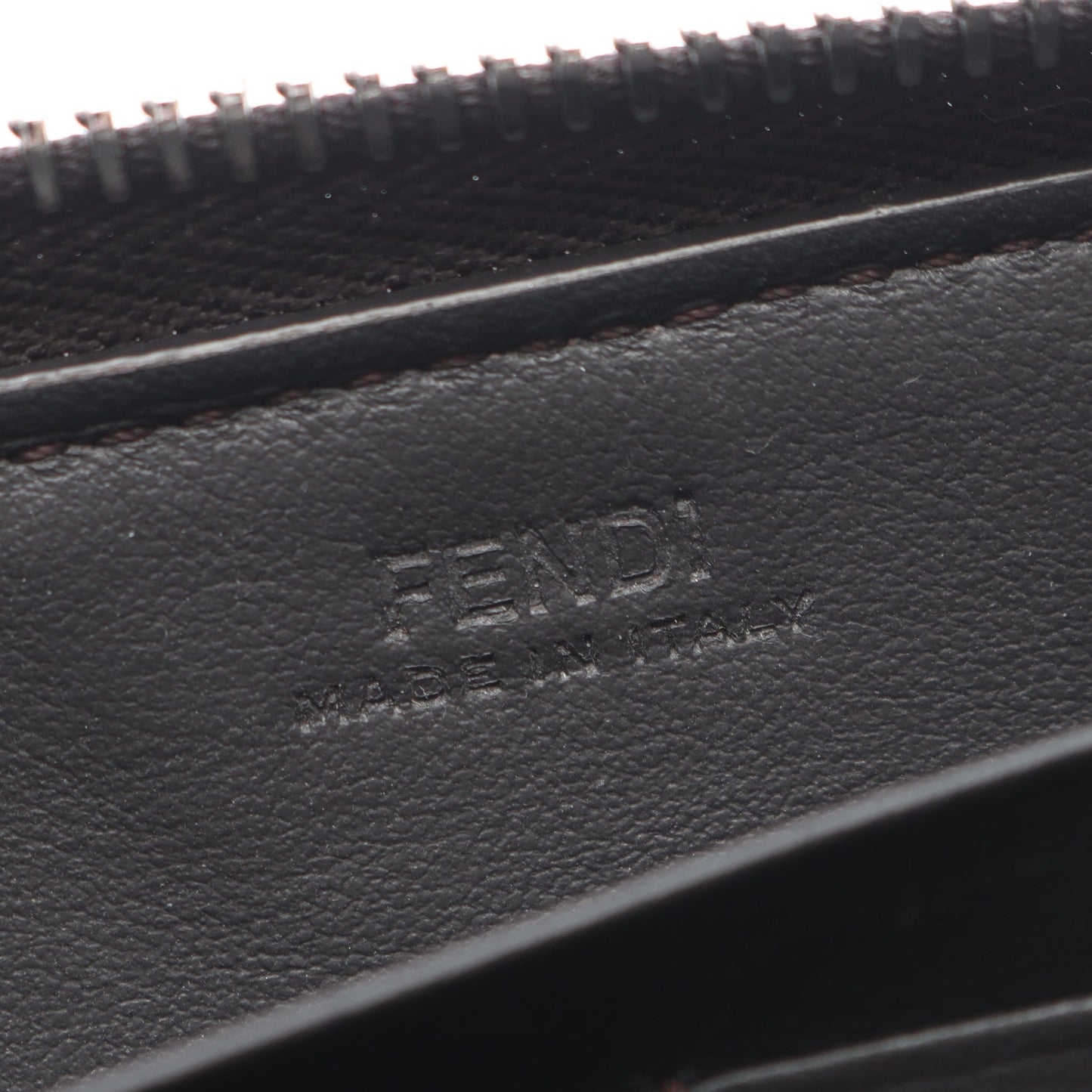 ズッカ ラウンドファスナー長財布 PVC レザー ブラウン フェンディ 財布・小物 FENDI