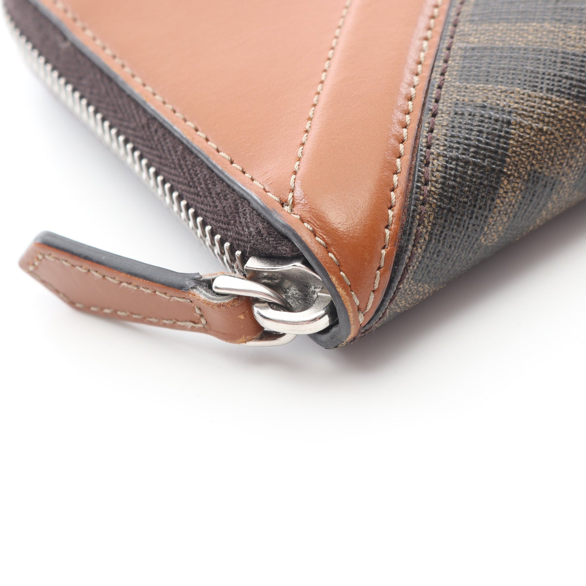 ズッカ ラウンドファスナー長財布 PVC レザー ブラウン フェンディ 財布・小物 FENDI