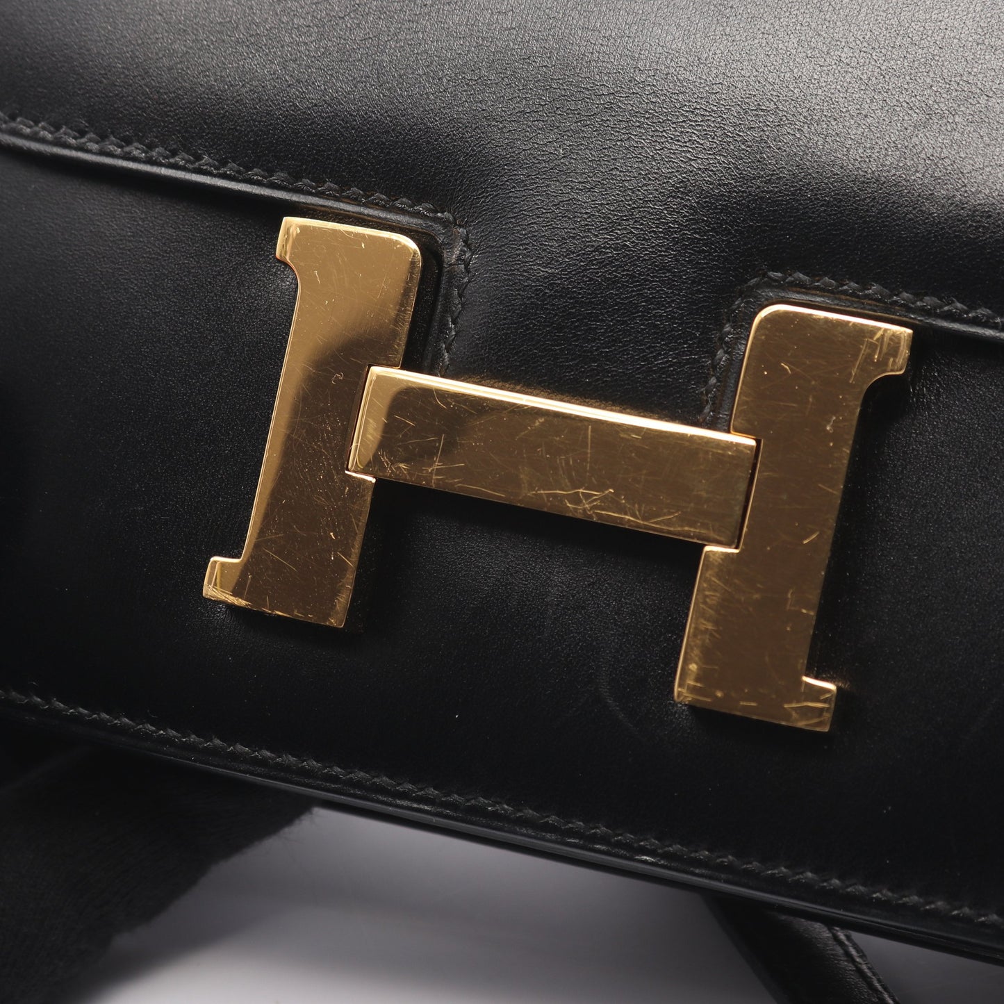 コンスタンス3 ミニ ショルダーバッグ ボックスカーフ ブラック ゴールド金具 □B刻印 エルメス バッグ HERMES