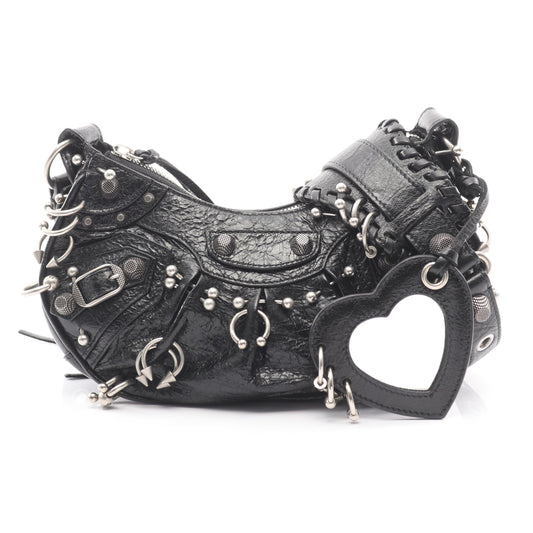 LE CAGOLE ショルダーバッグ ピアス装飾 レザー ブラック バレンシアガ