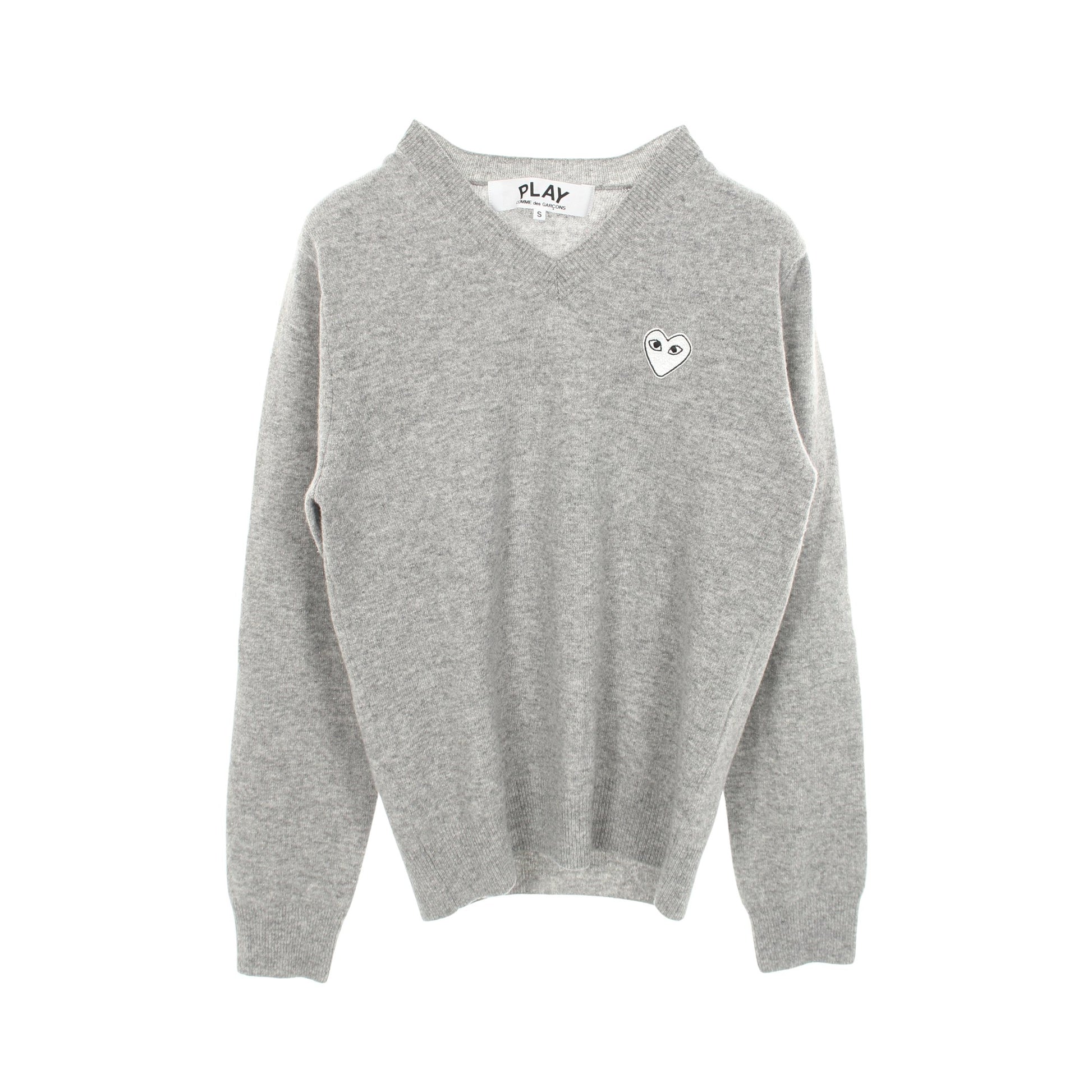 パートパッチ Vネック ニット ウール グレー プレイコムデギャルソン トップス PLAY COMME des GARCONS