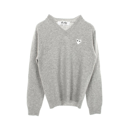 パートパッチ Vネック ニット ウール グレー プレイコムデギャルソン トップス PLAY COMME des GARCONS