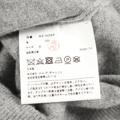 パートパッチ Vネック ニット ウール グレー プレイコムデギャルソン トップス PLAY COMME des GARCONS