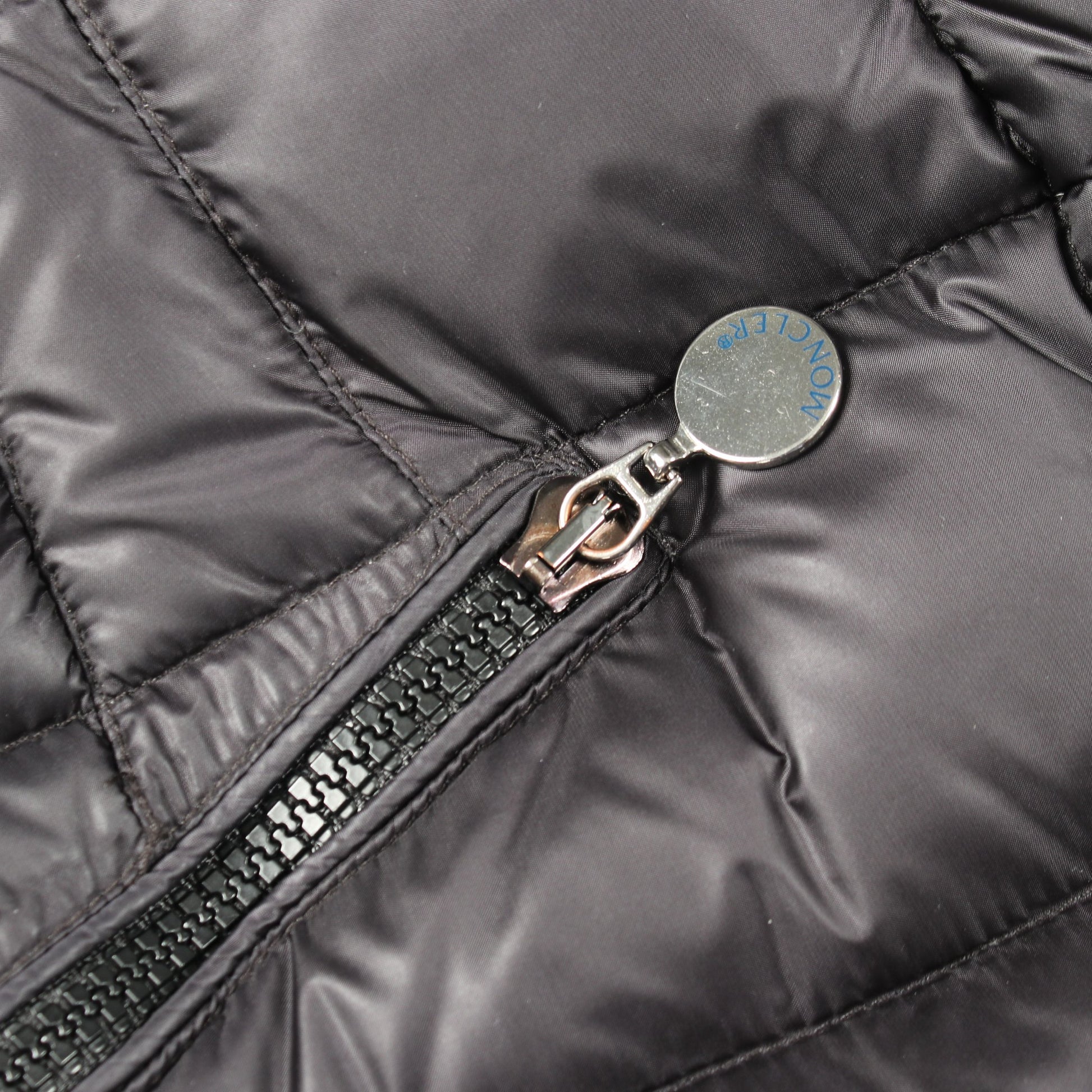 HERMINE ダウンコート ナイロン ブラック モンクレール アウター MONCLER
