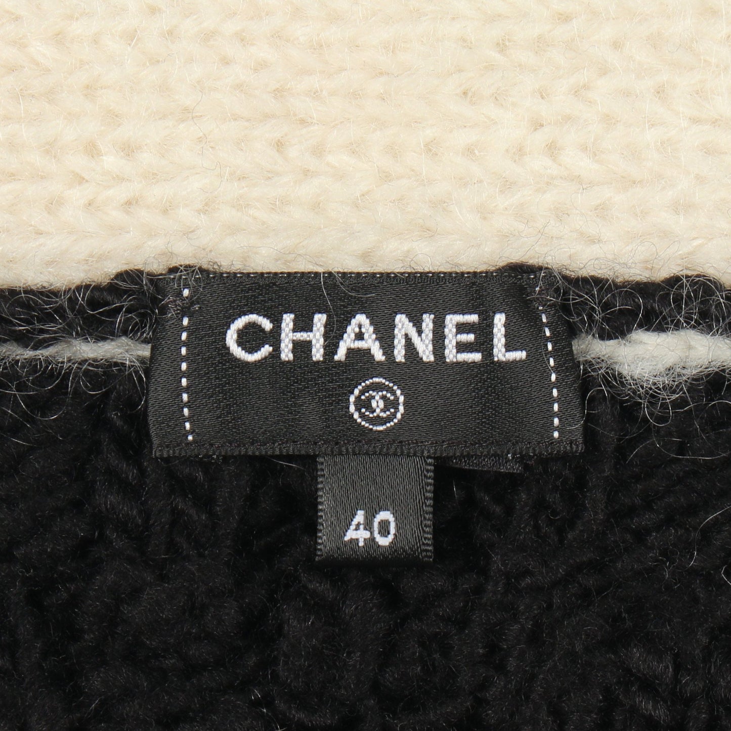 ココマークボタン ケーブルニット カーディガン ウール モヘヤ シルク ブラック ホワイト シャネル トップス CHANEL