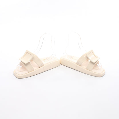スライドサンダル エナメルレザー アイボリー ロジェヴィヴィエ シューズ Roger Vivier