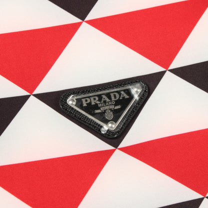 トライアングルパターン ジップアップパーカー ジャケット エラスタン ホワイト レッド ブラック プラダ アウター PRADA
