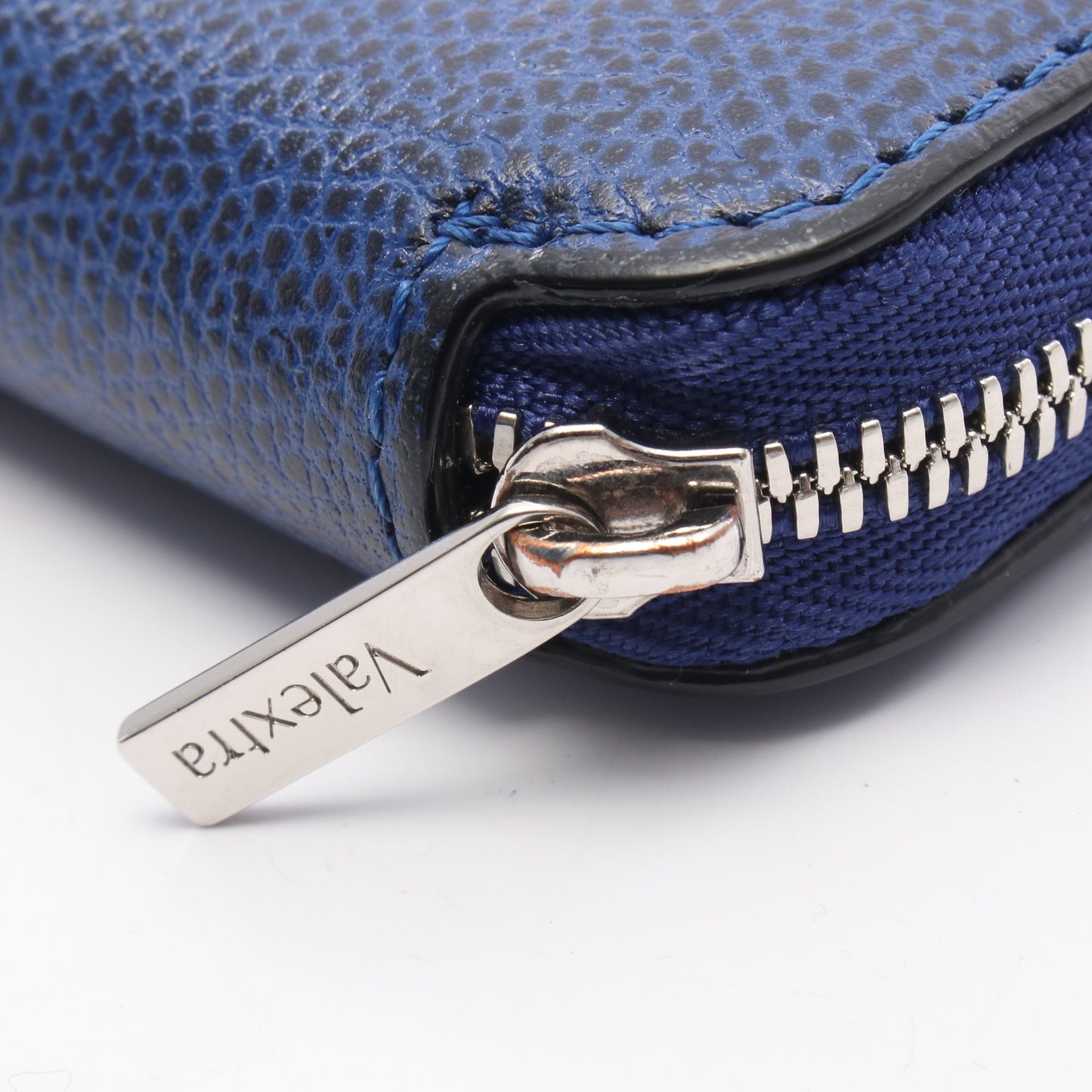 ZIP AROUND CARD HOLDER カードケース レザー ブルー ヴァレクストラ 財布・小物 Valextra